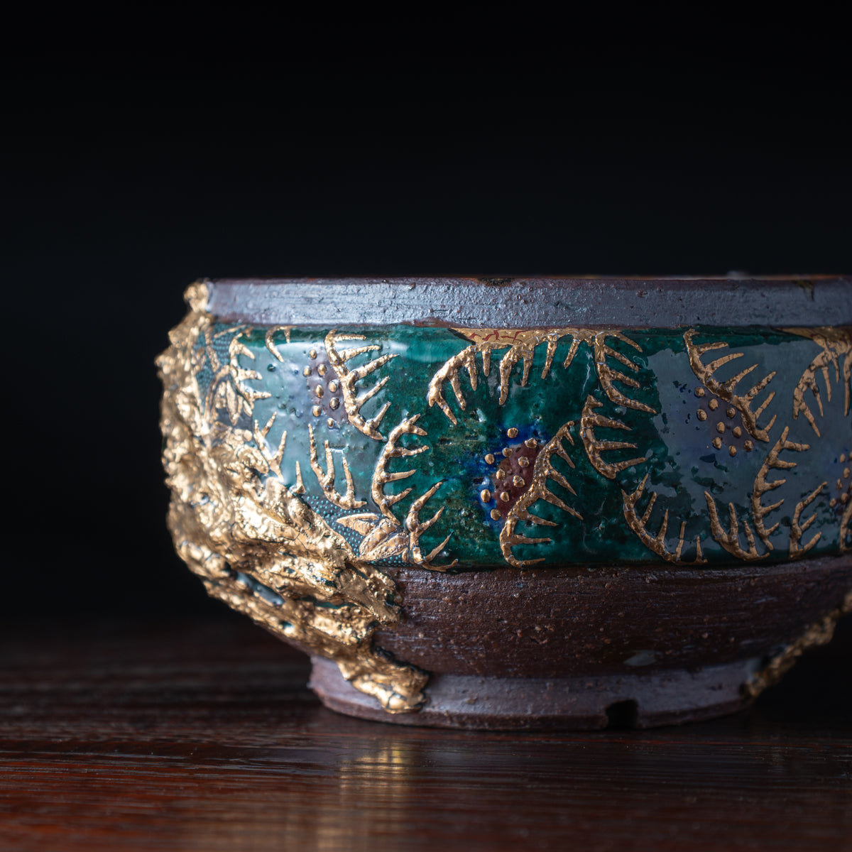 Gold Plum Round Plant Pot
