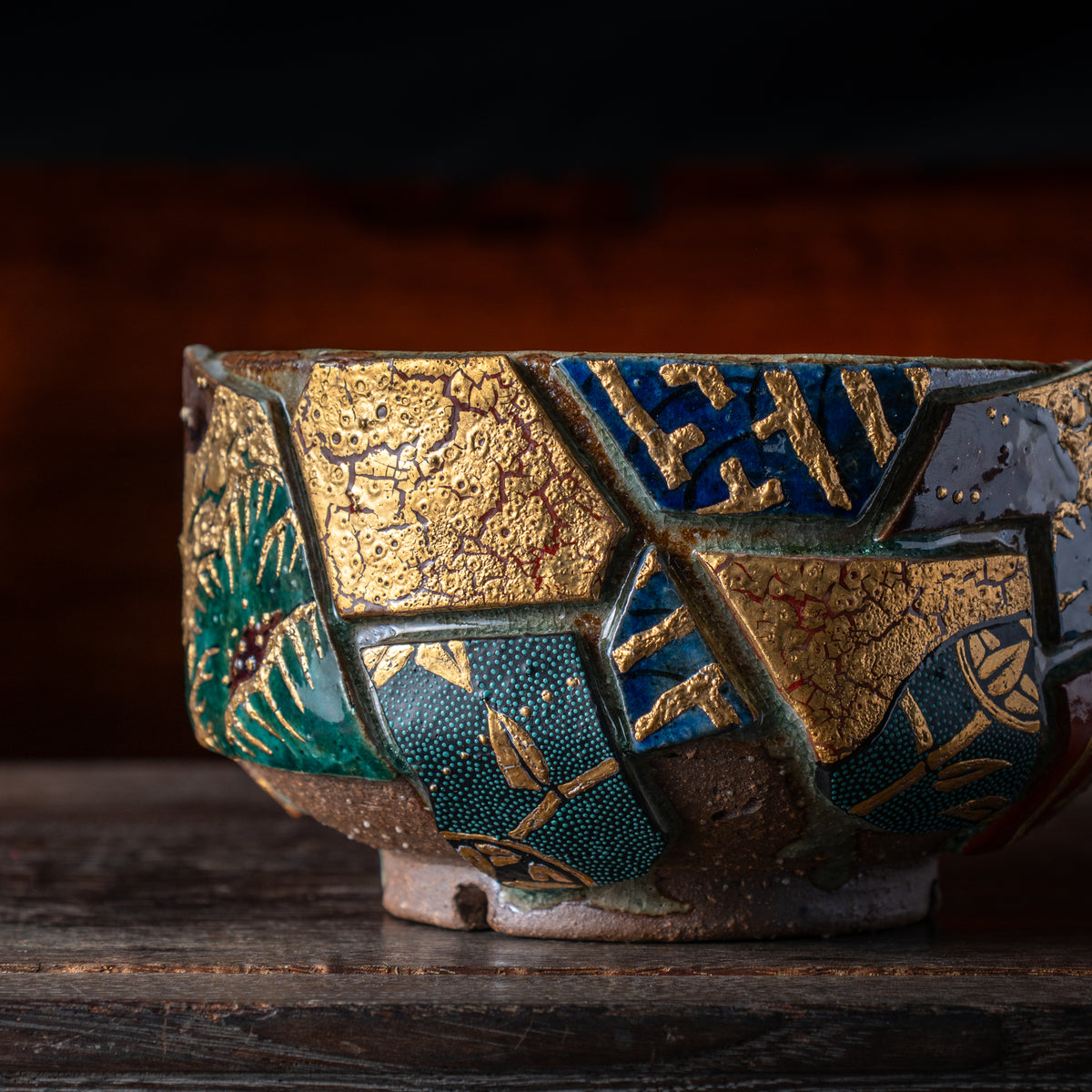 Gold Auspicious Motifs Paneled Plant Pot