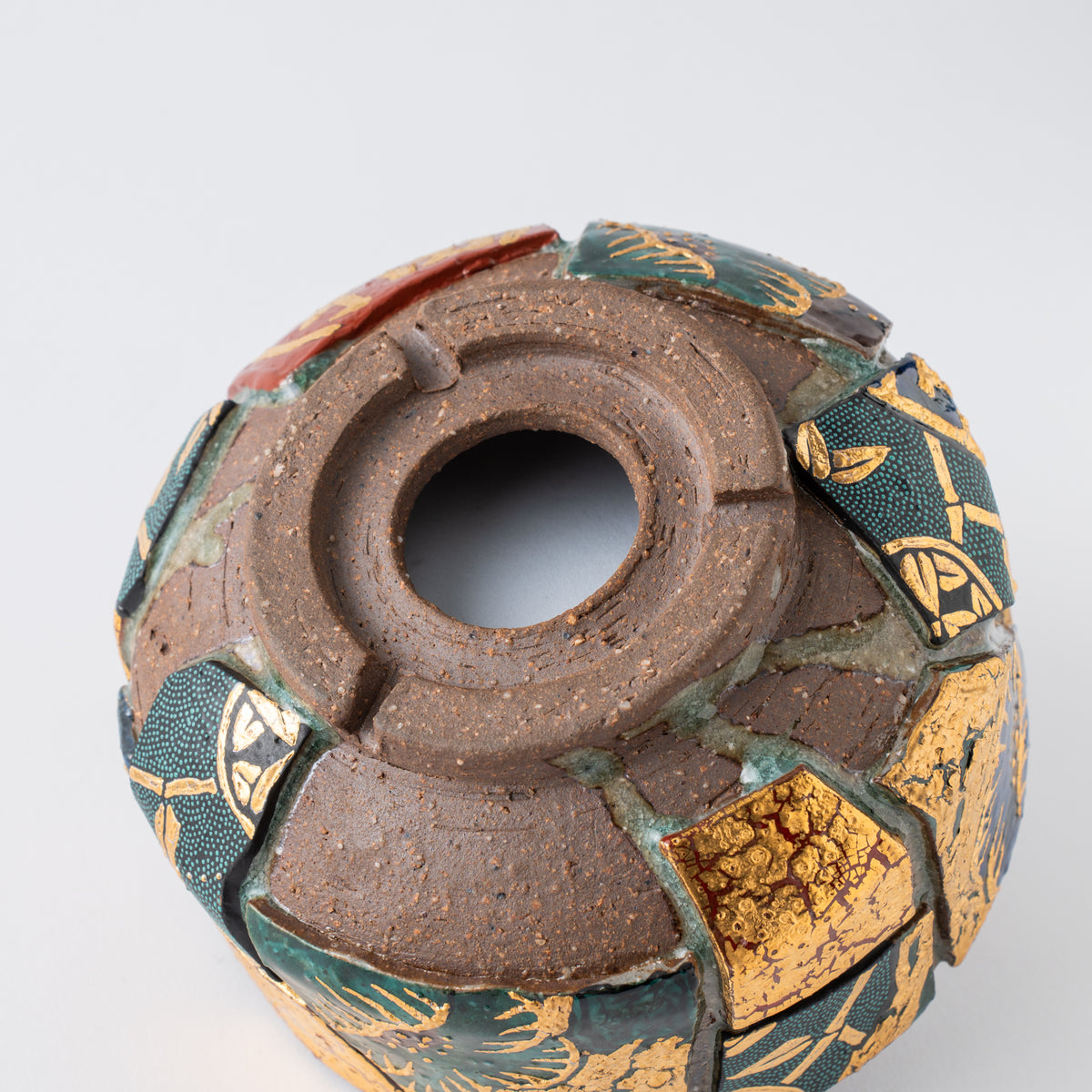 Gold Auspicious Motifs Paneled Plant Pot