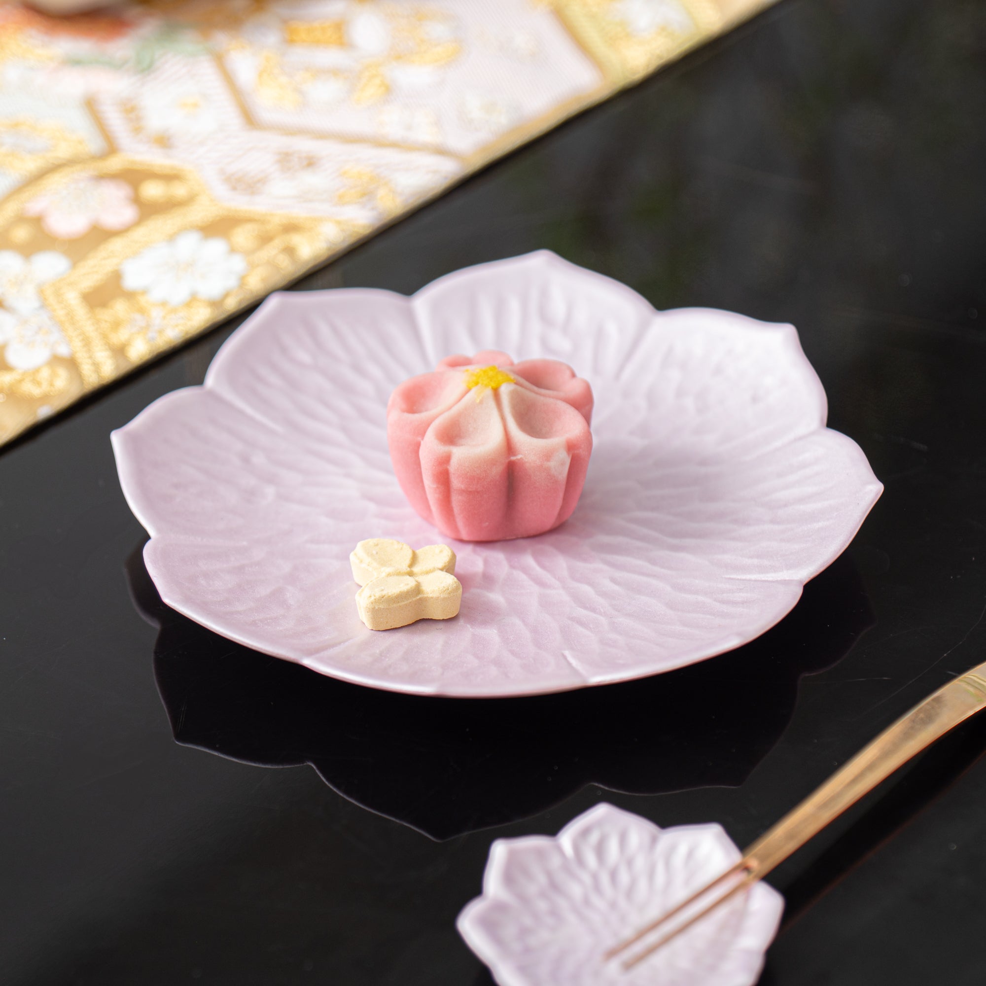 Soft Pink Balloon Flower Side Plate