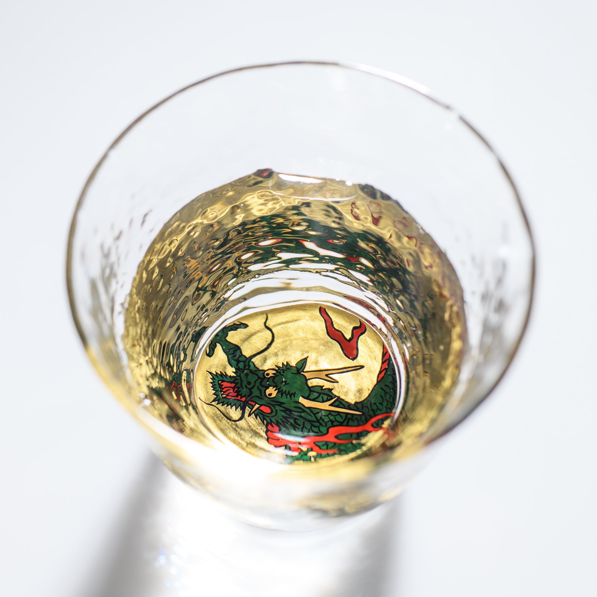 Grün Dragon Maki-e Guinomi Sake-Becher