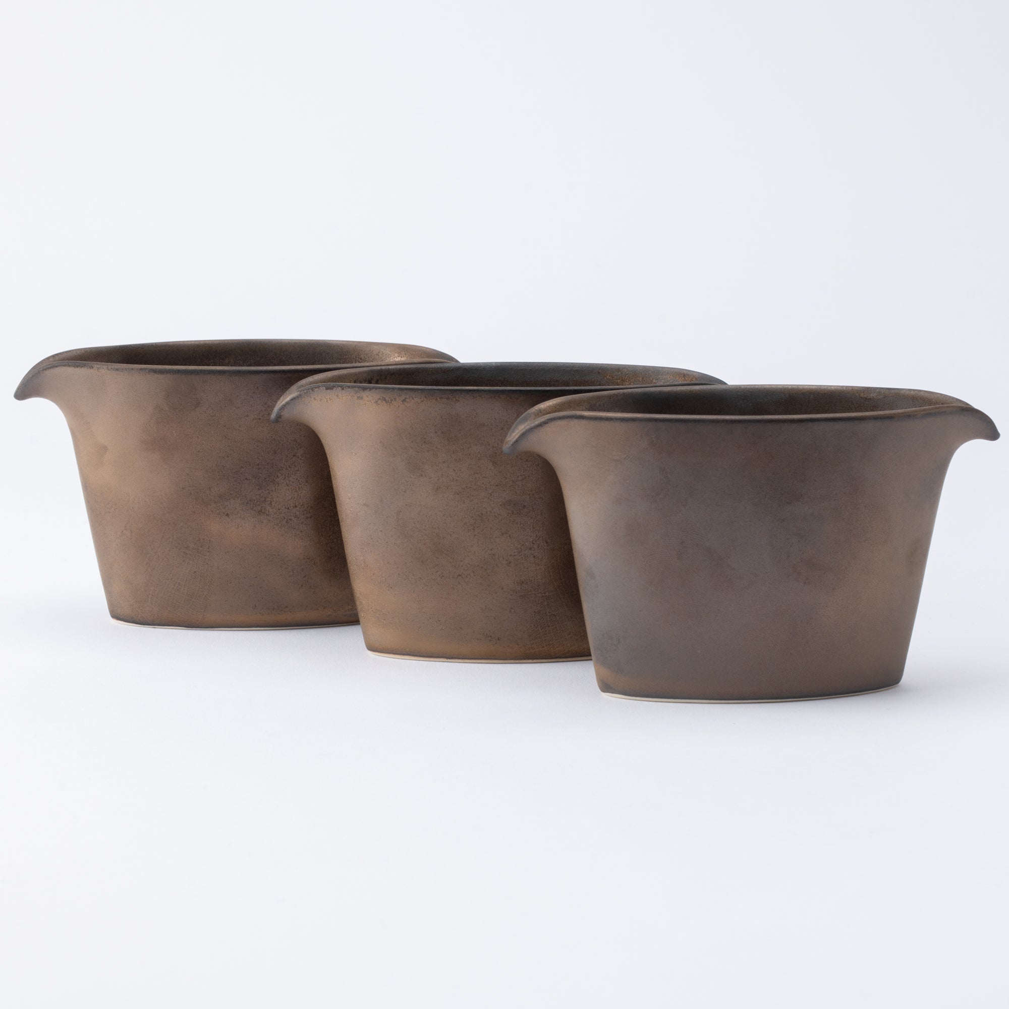 Soporte para salsa y utensilios con glaseado terroso