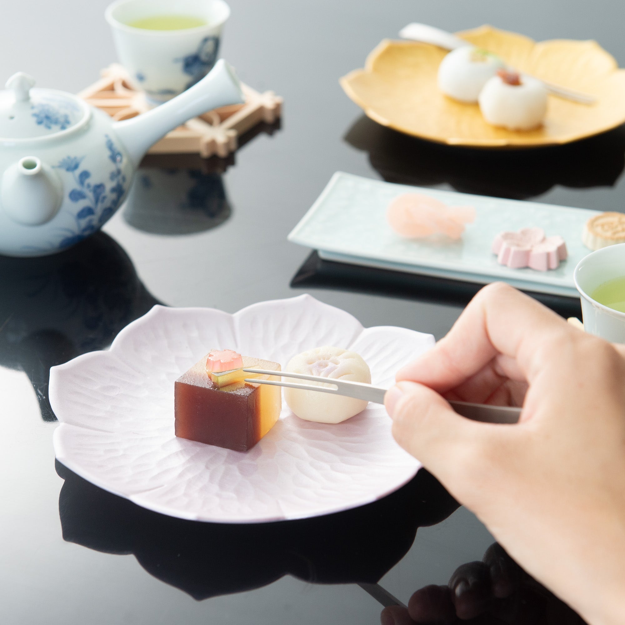 Soft Pink Kikyo Blossom Side Plate