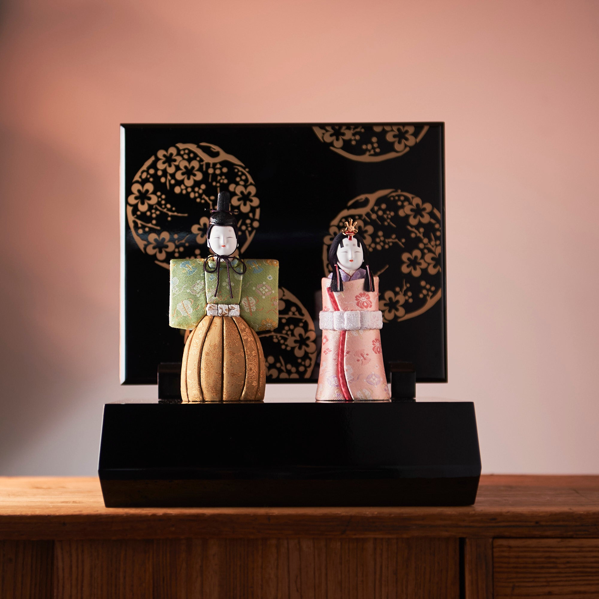 Standing Hina Dolls with Maki-e Plum Blossom Screen