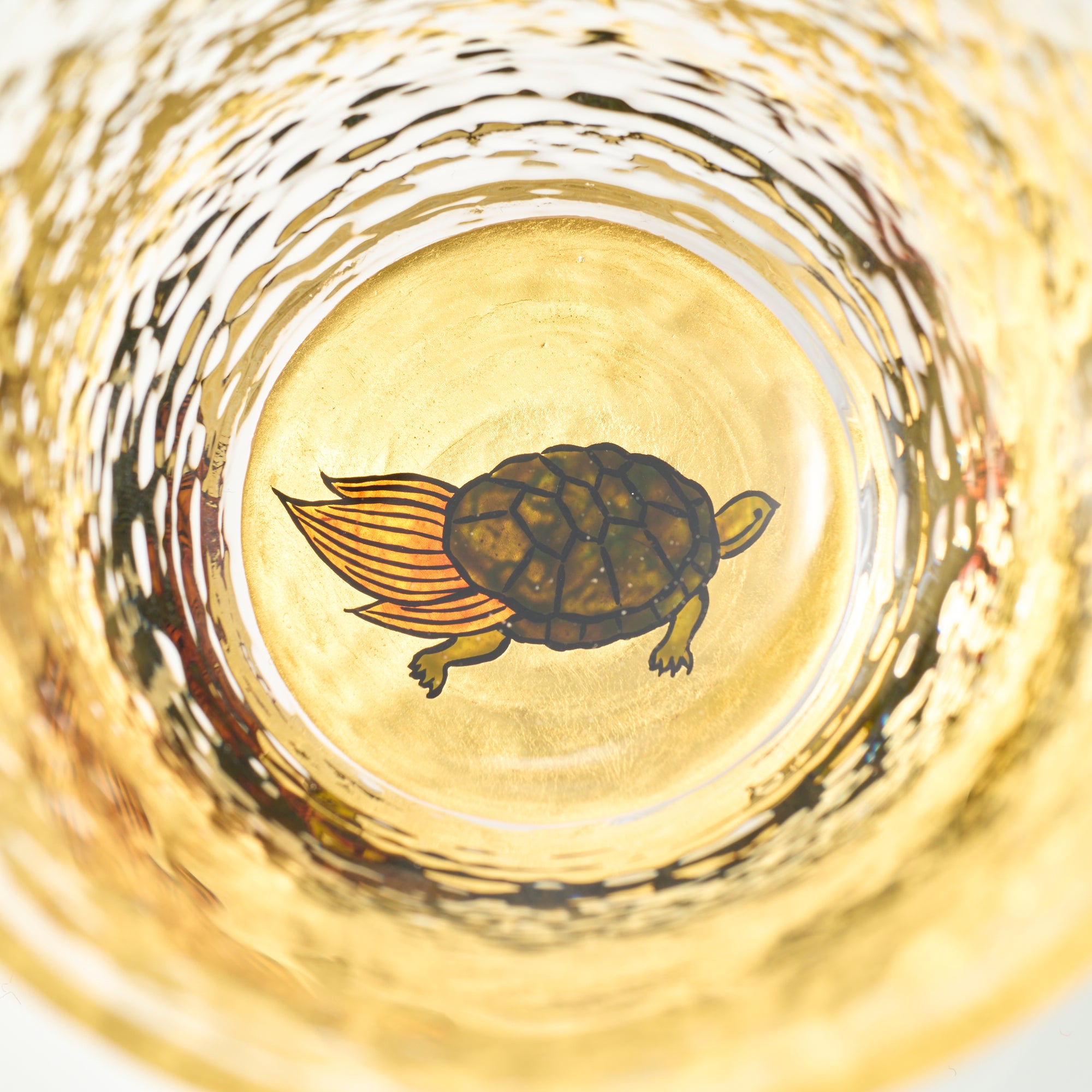Copa de sake Maki-e de tortuga