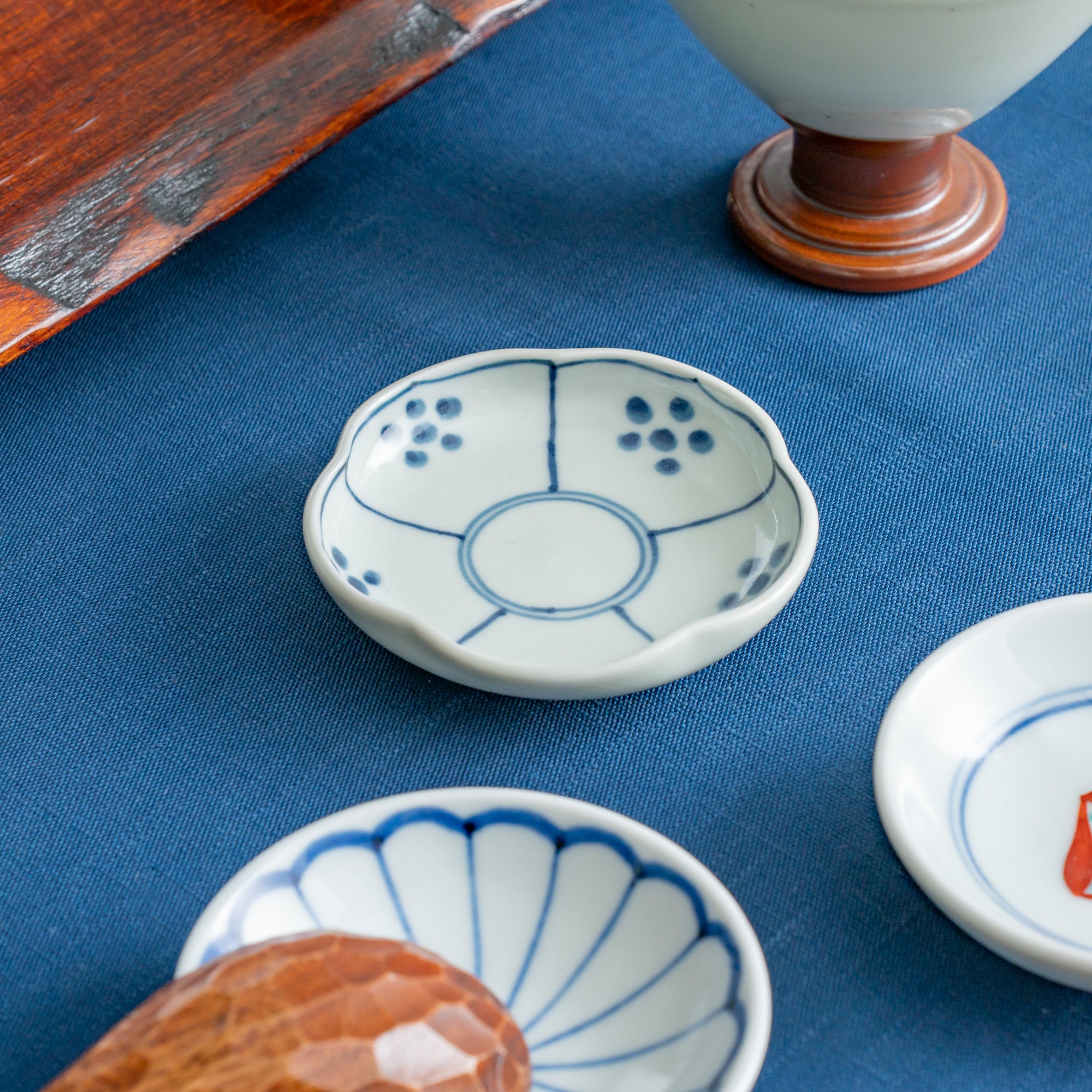 Floral Plum-Shaped Sauce Plate