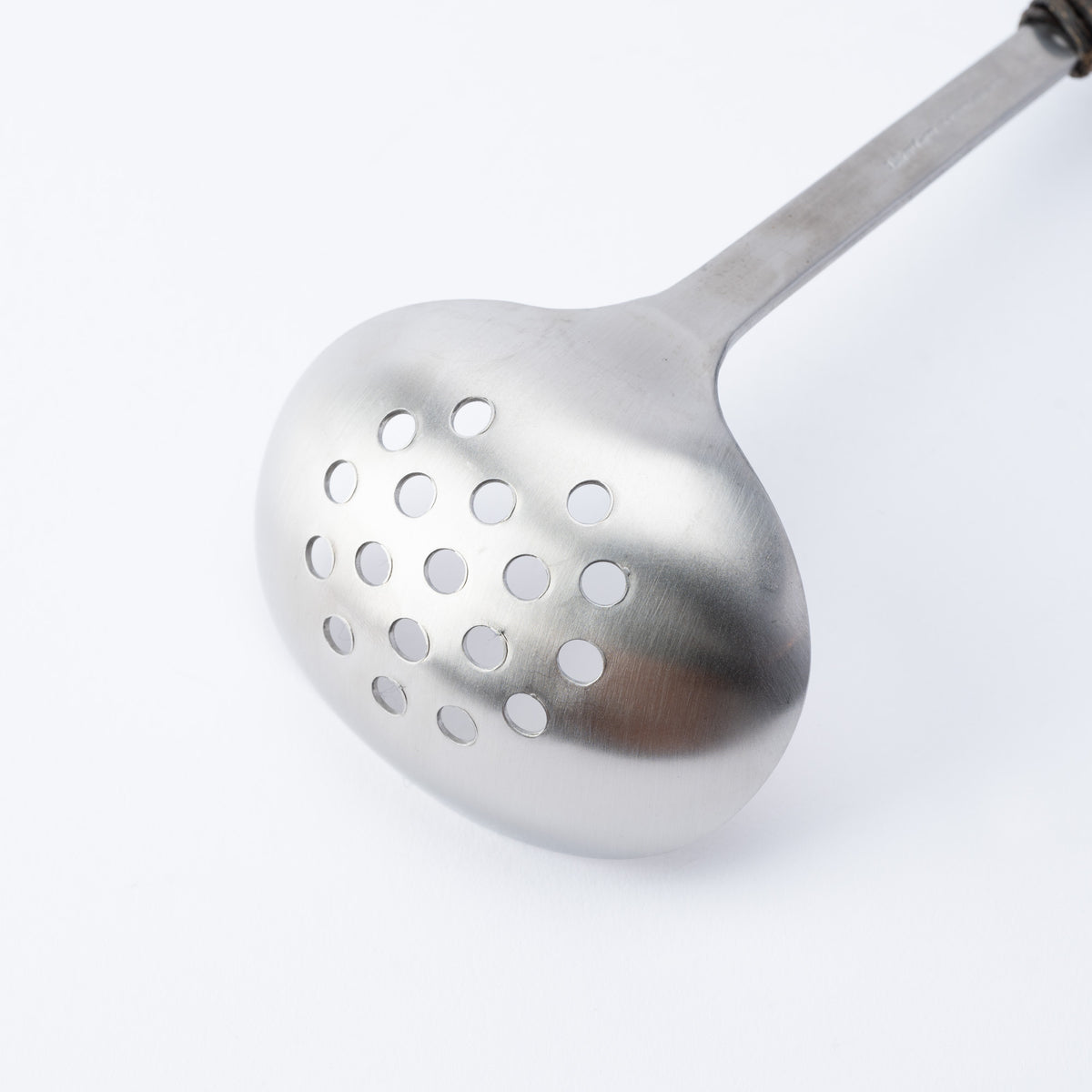 Cucharón perforado de acero inoxidable
