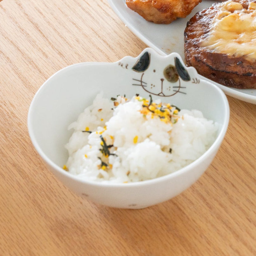 Rim-Peeking Animals Designed Japanese Rice Bowl