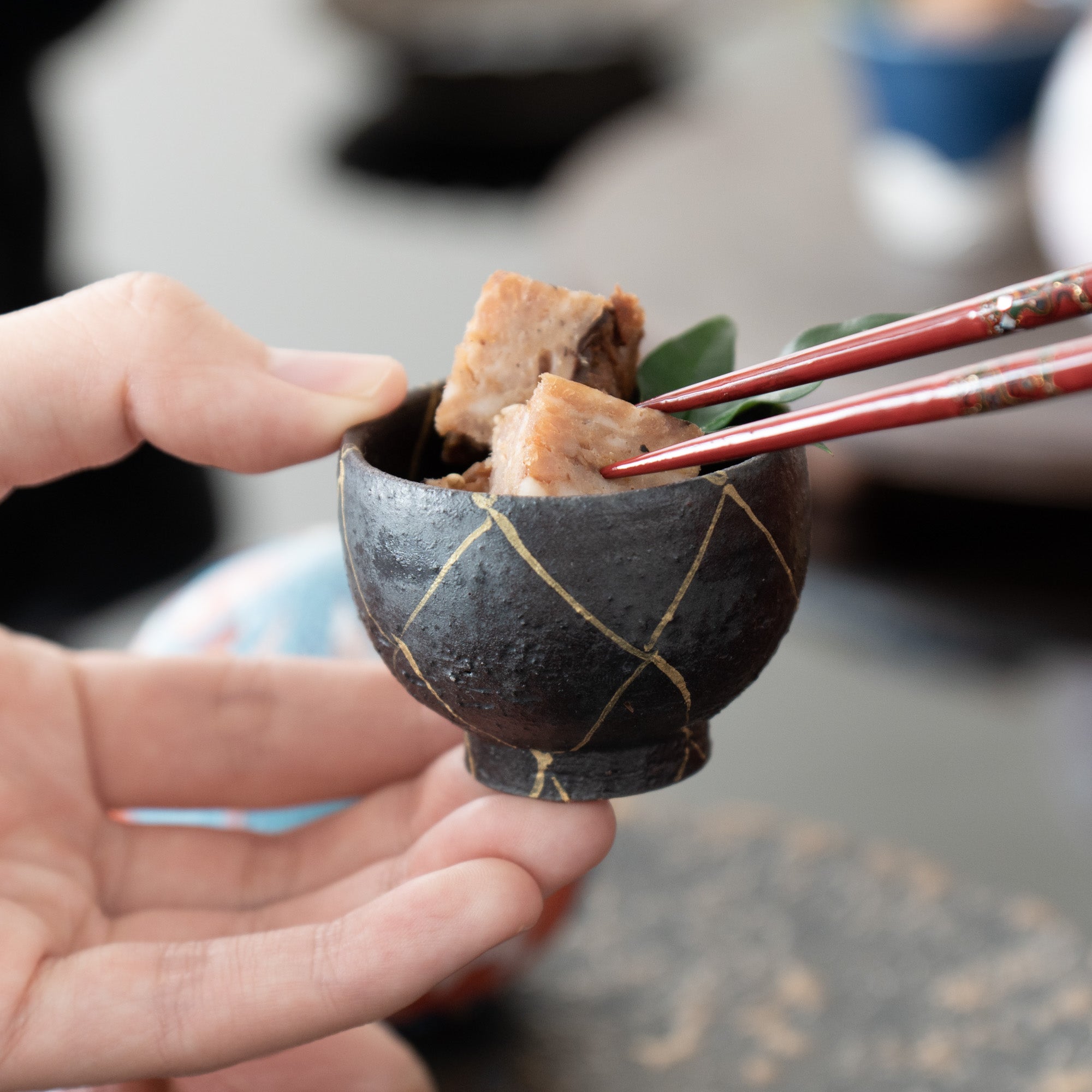 Jarra de sake Kinsai Mesh Design Katakuchi