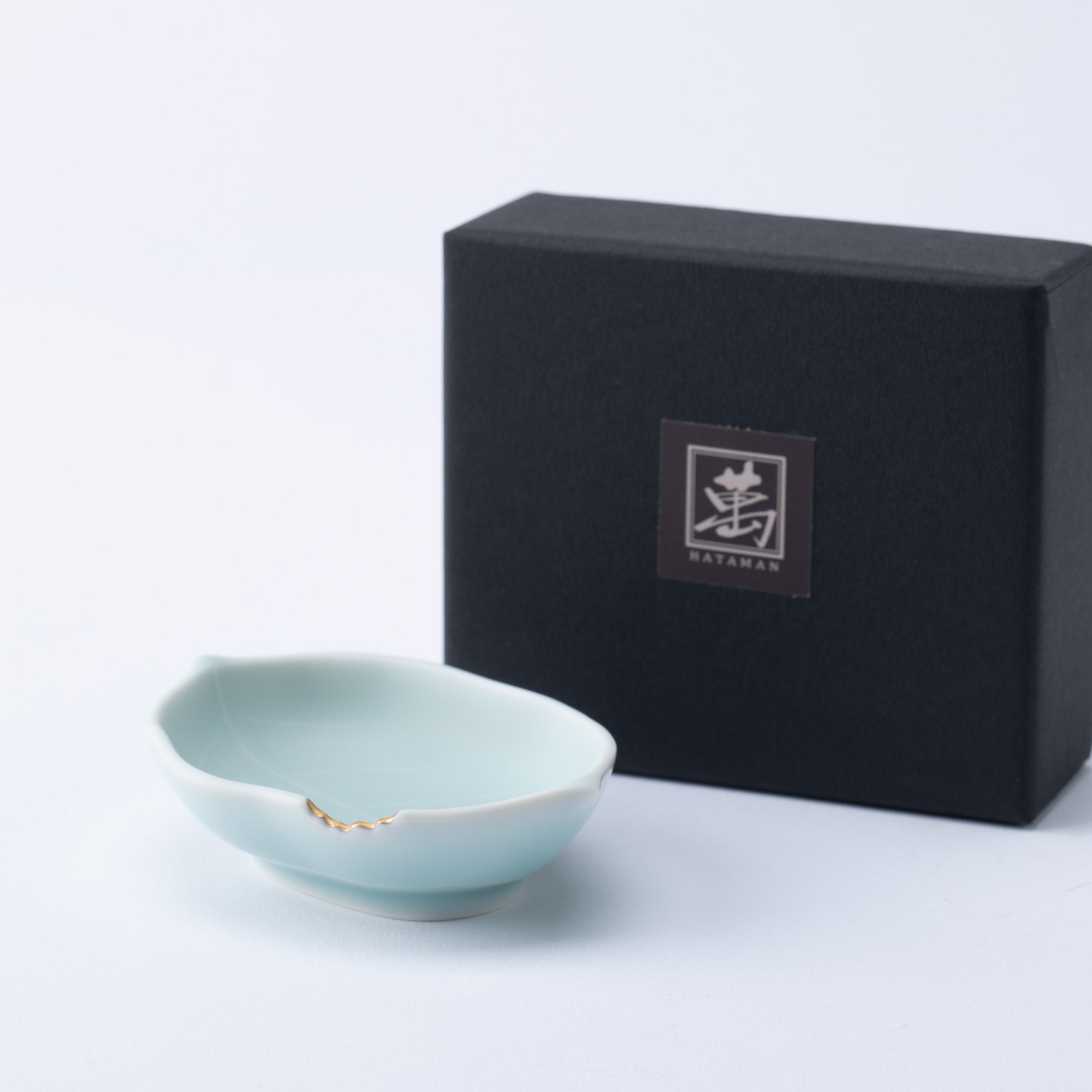 Moist Gold Leaf Sauce Plate