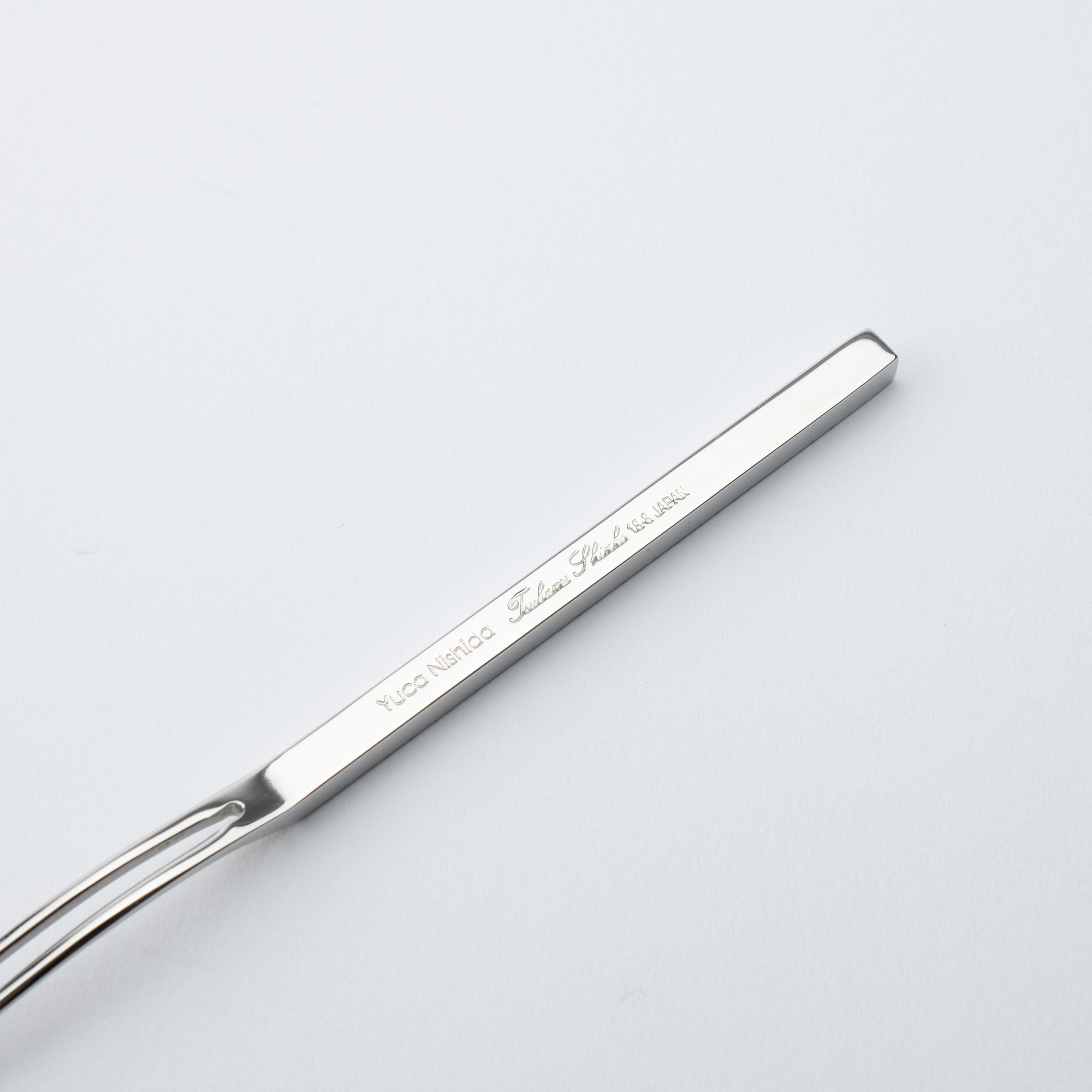 MODERN WABI SABI Obstgabel mit Spiegelfinish