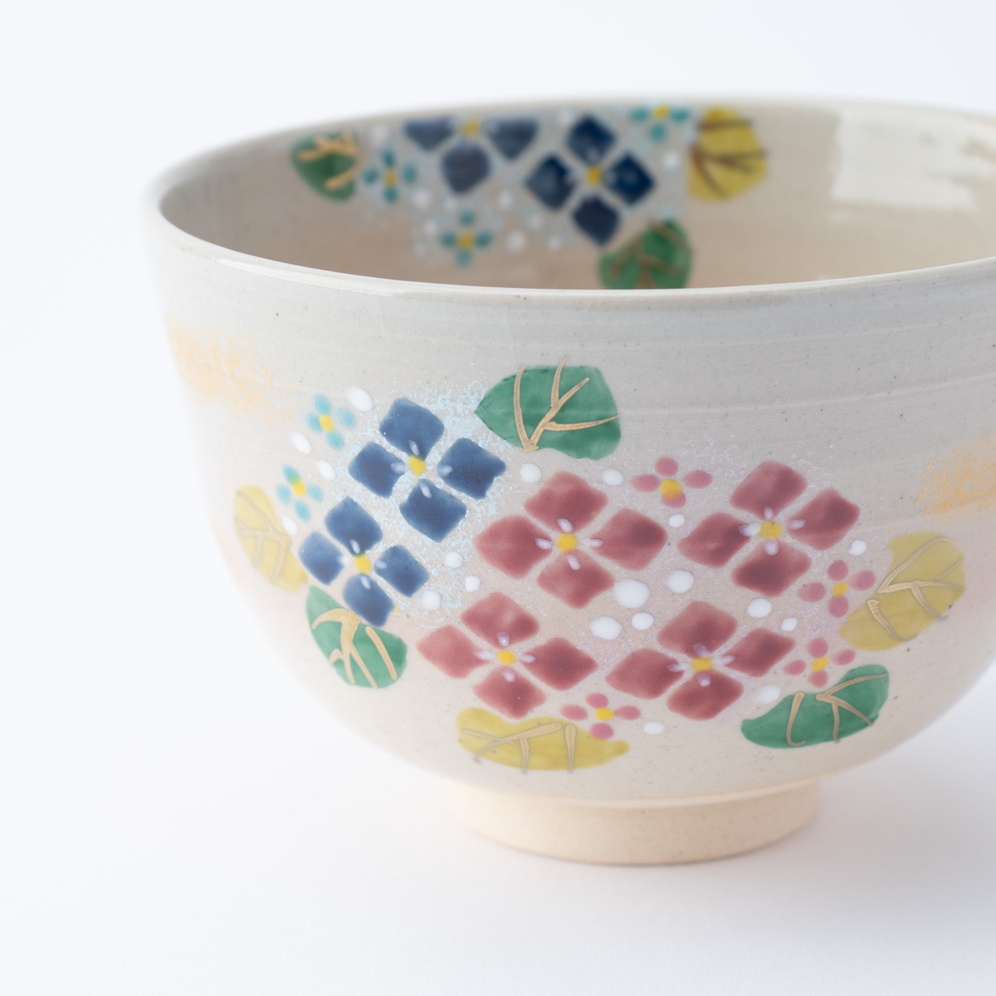 Blooming Hydrangeas Matcha Bowl