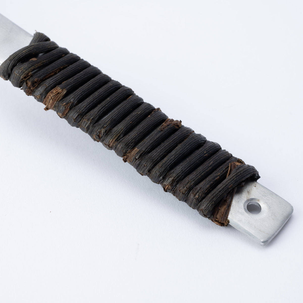 Cucharón de aluminio martillado