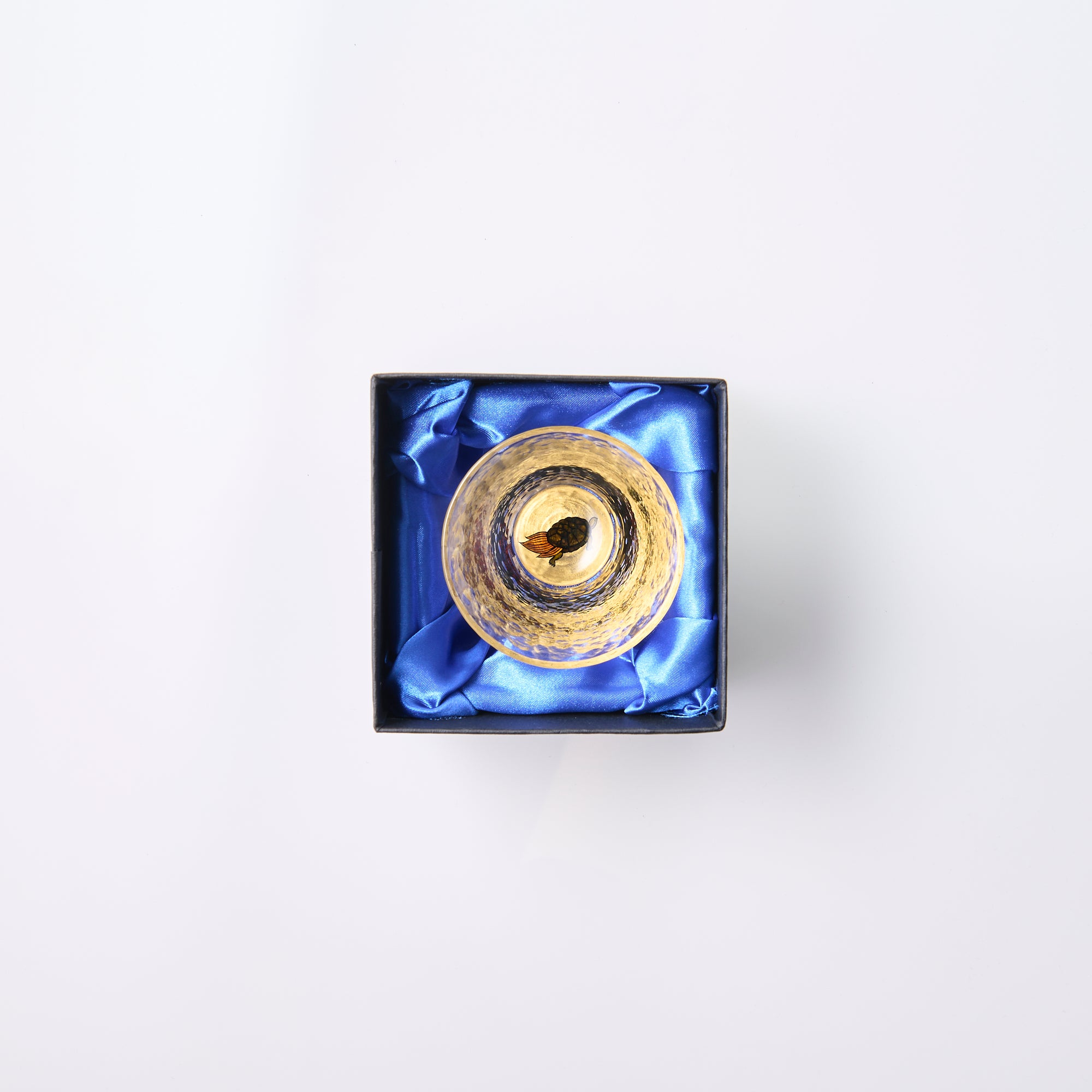 Copa de sake Maki-e de tortuga