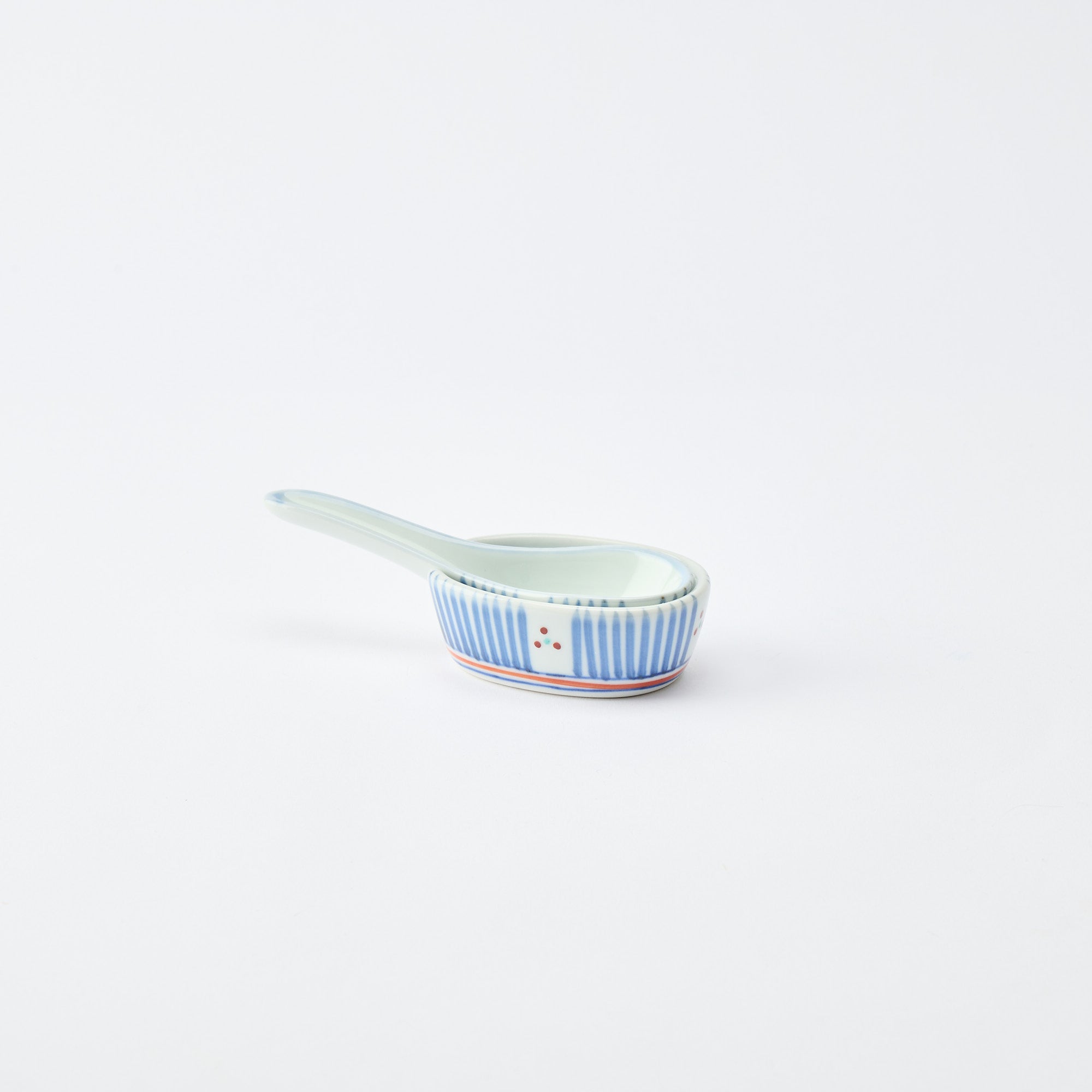 Traditional Patterned Ramen Spoon with Spoon Rest