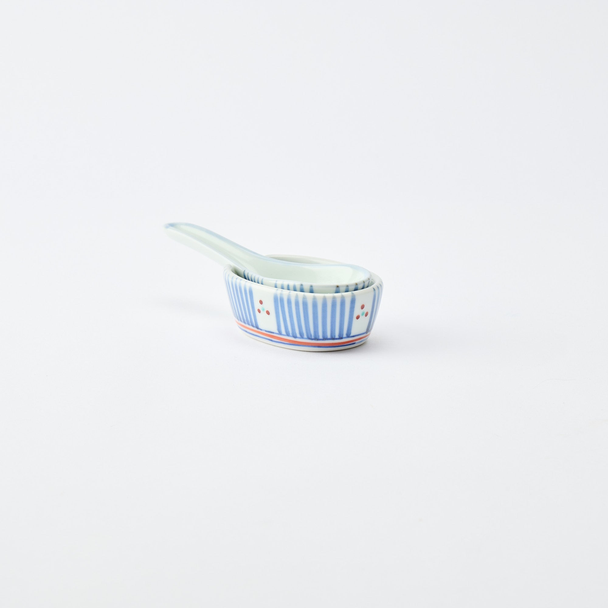 Traditional Patterned Ramen Spoon with Spoon Rest