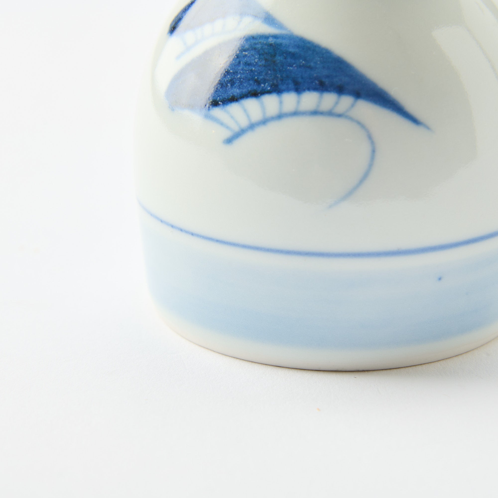 Traditional Patterned Sauce Bottle 5.1 fl oz