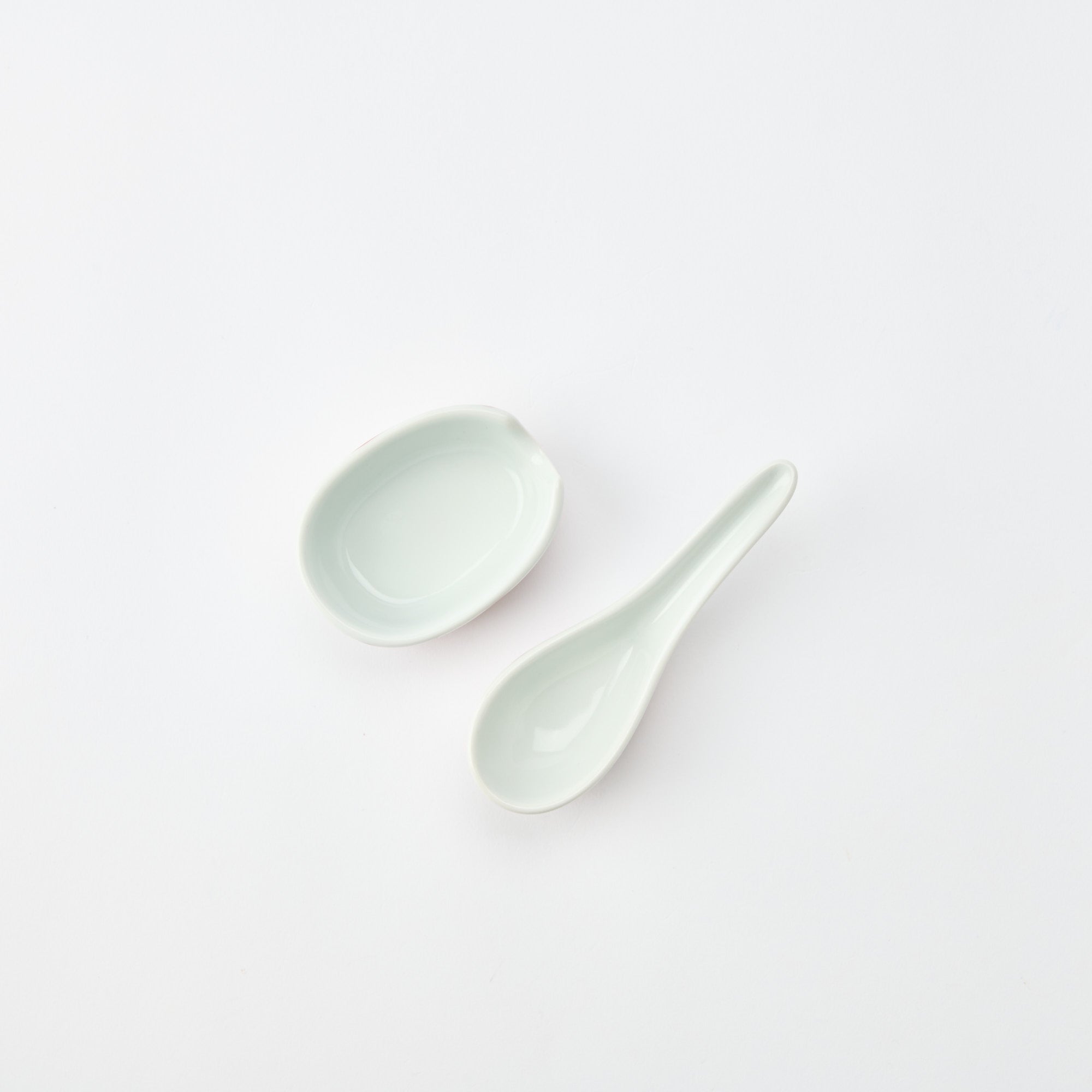 Traditional Patterned Ramen Spoon with Spoon Rest