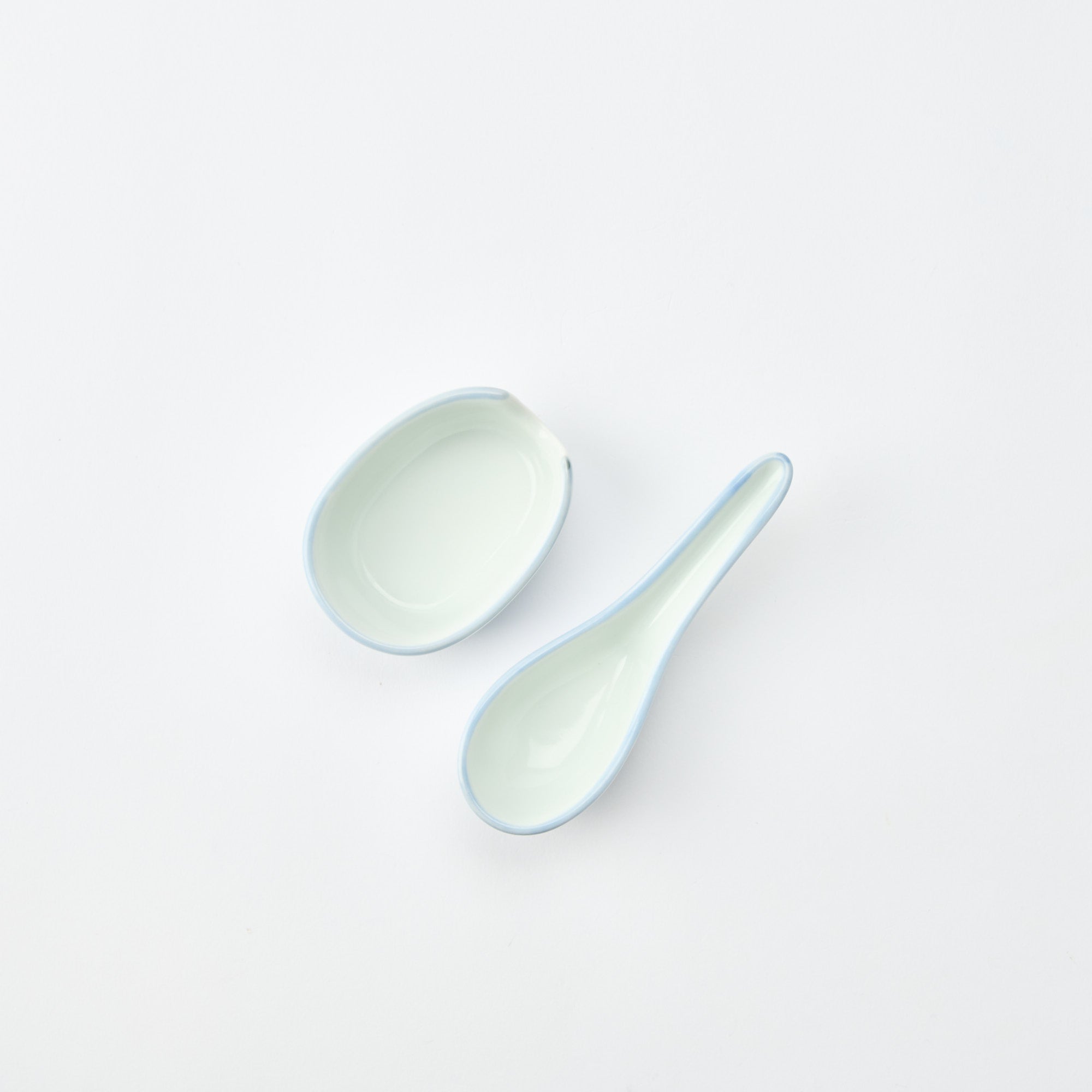 Traditional Patterned Ramen Spoon with Spoon Rest