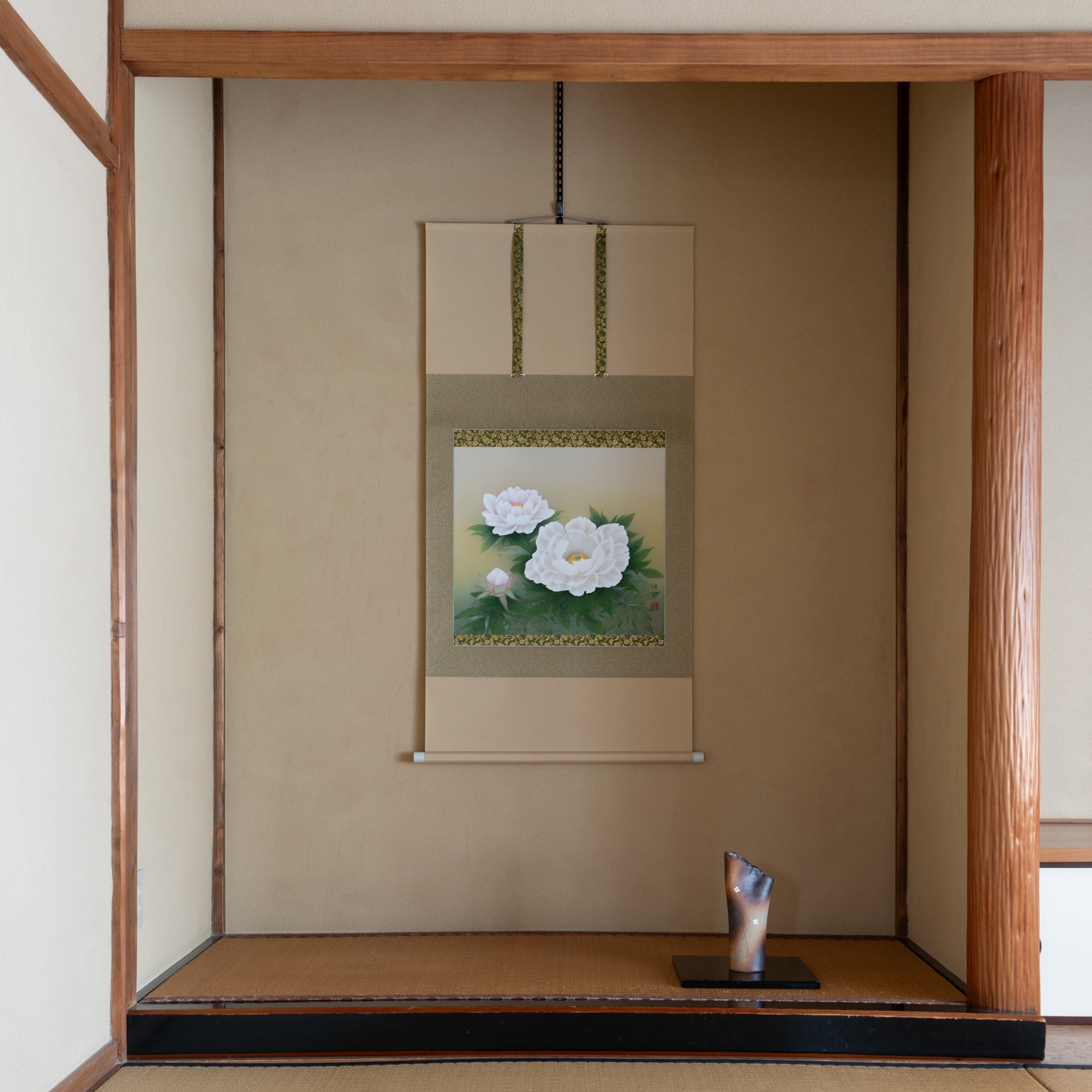 White Peonies Kakejiku Hanging Scroll