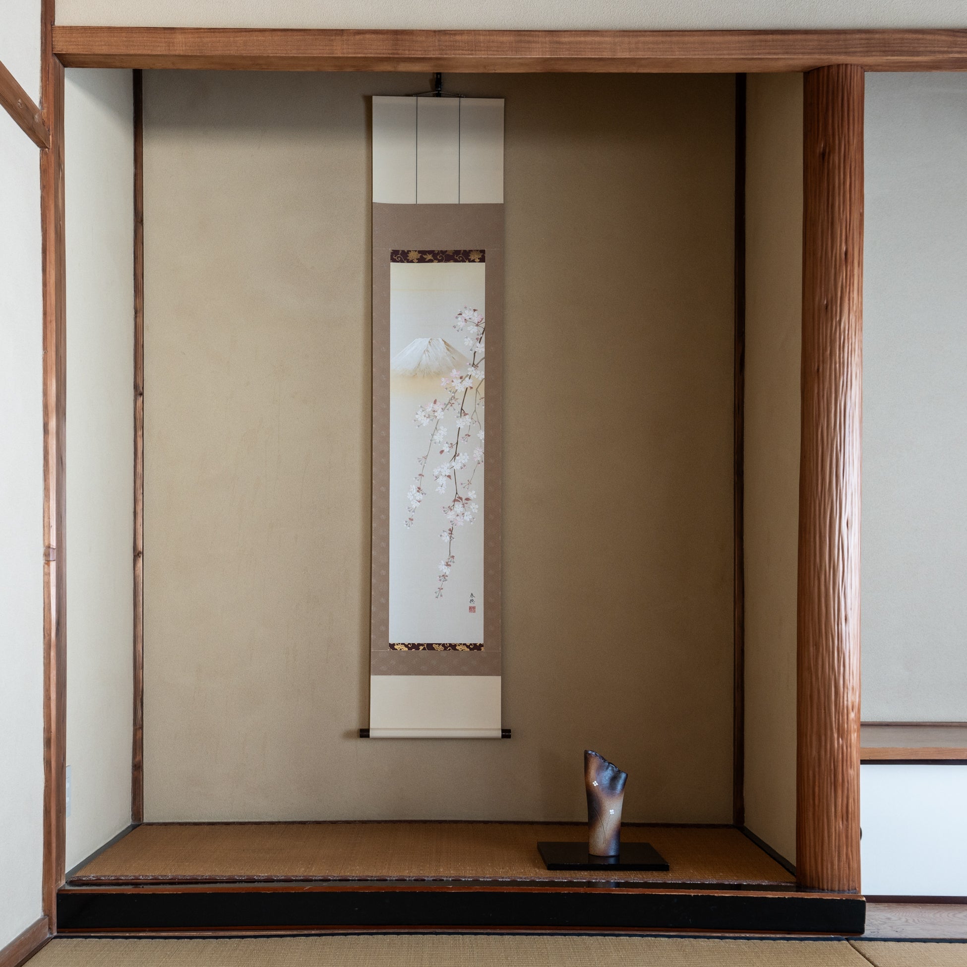 Cherry Blossoms at Mount Fuji Kakejiku Hanging Scroll