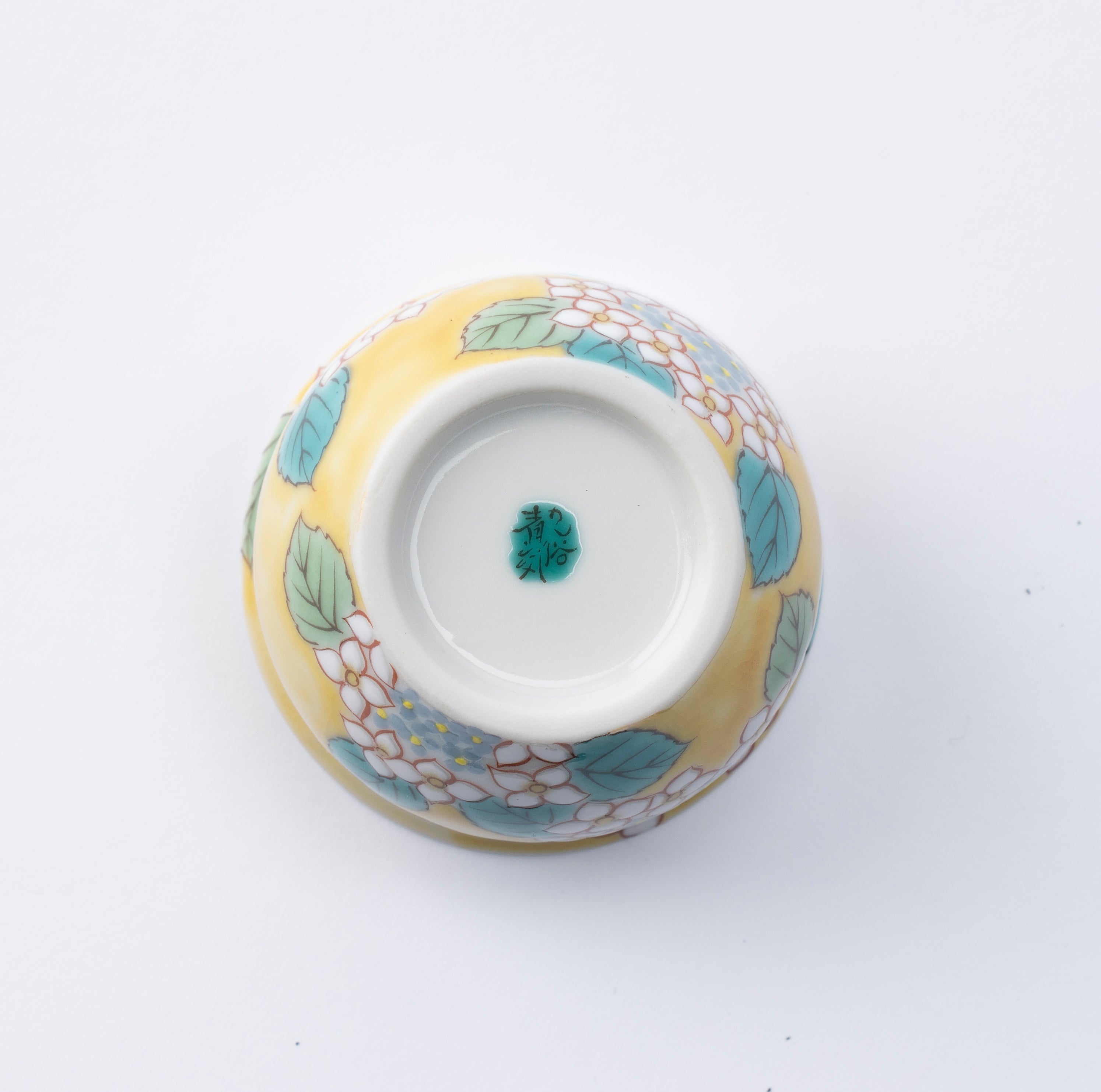 Juego de tazas de sake Ochoko con flores de temporada