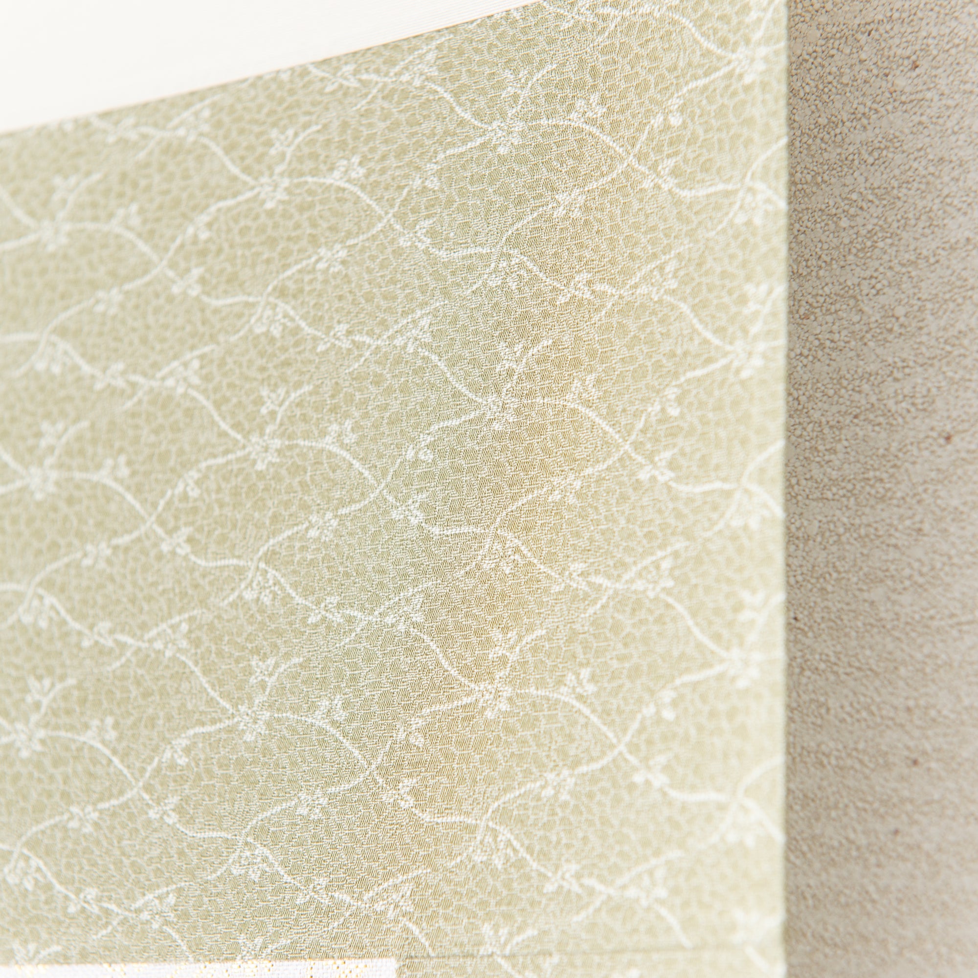 Warbler Among Plum Blossoms Kakejiku Hanging Scroll