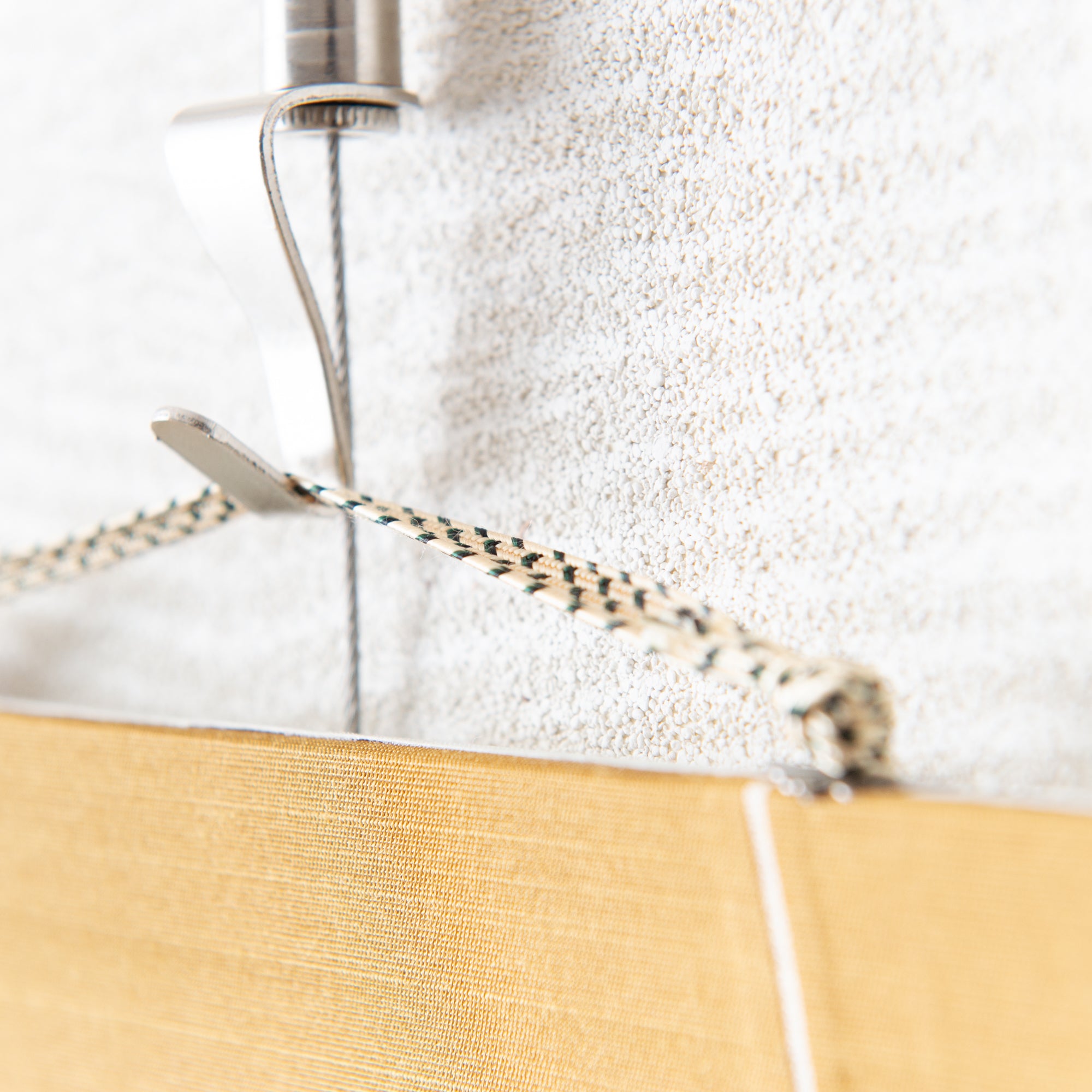 Red Plum Blossoms with Warbler Kakejiku Hanging Scroll