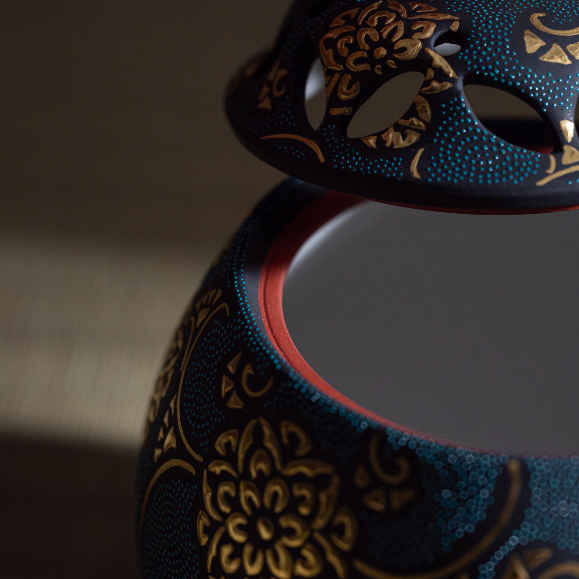 Morikin Floral Arabesque Aochibu Incense Burner