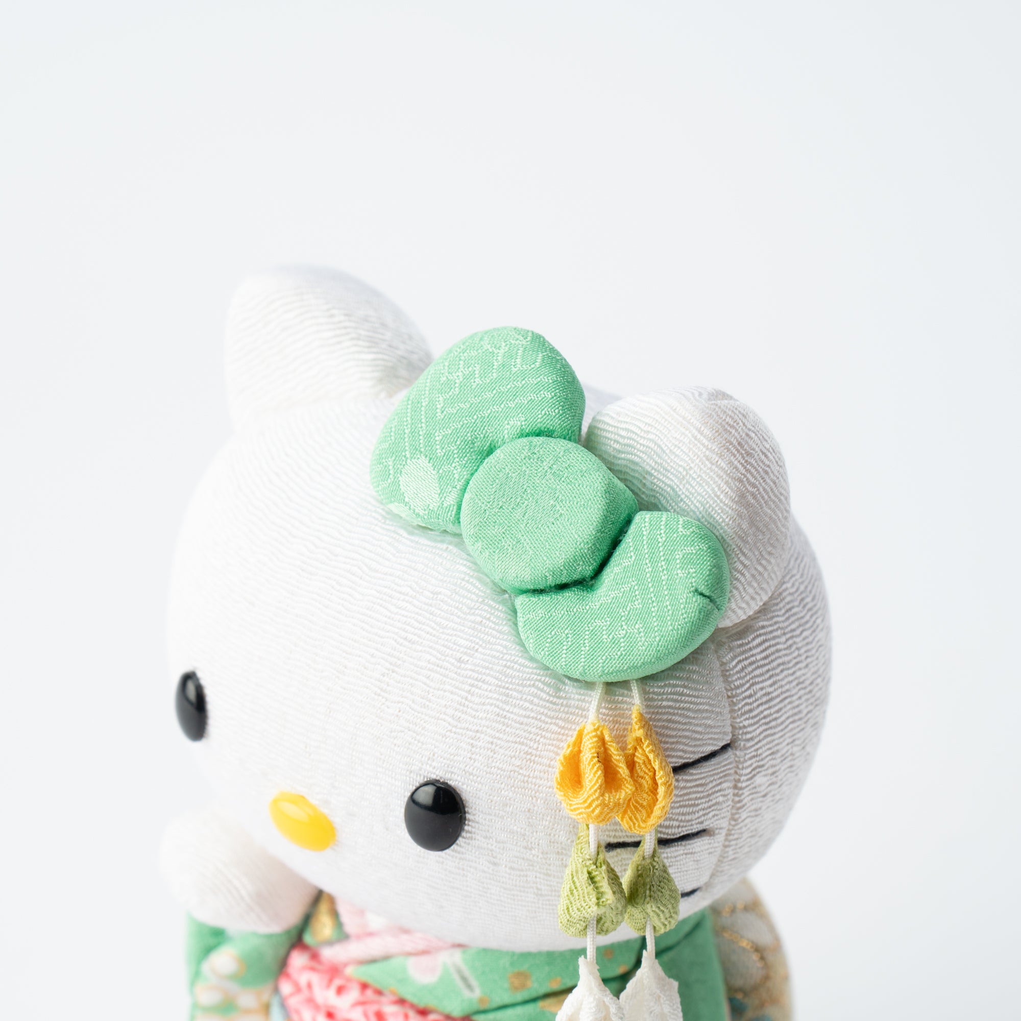 Grün Hello Kitty Glückskatze im Maiko-Stil