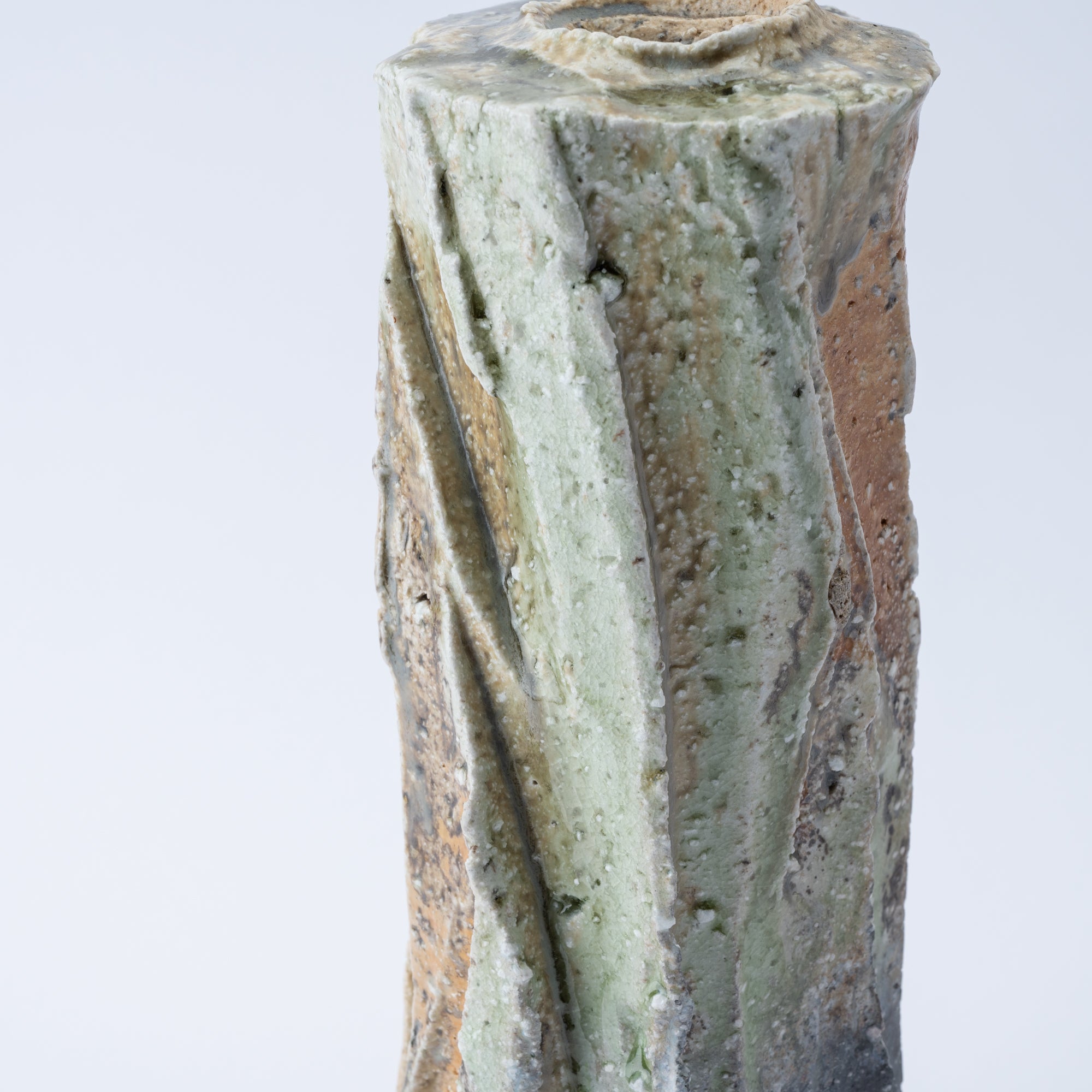 Iga Faceted Gloss Japanese Flower Vase