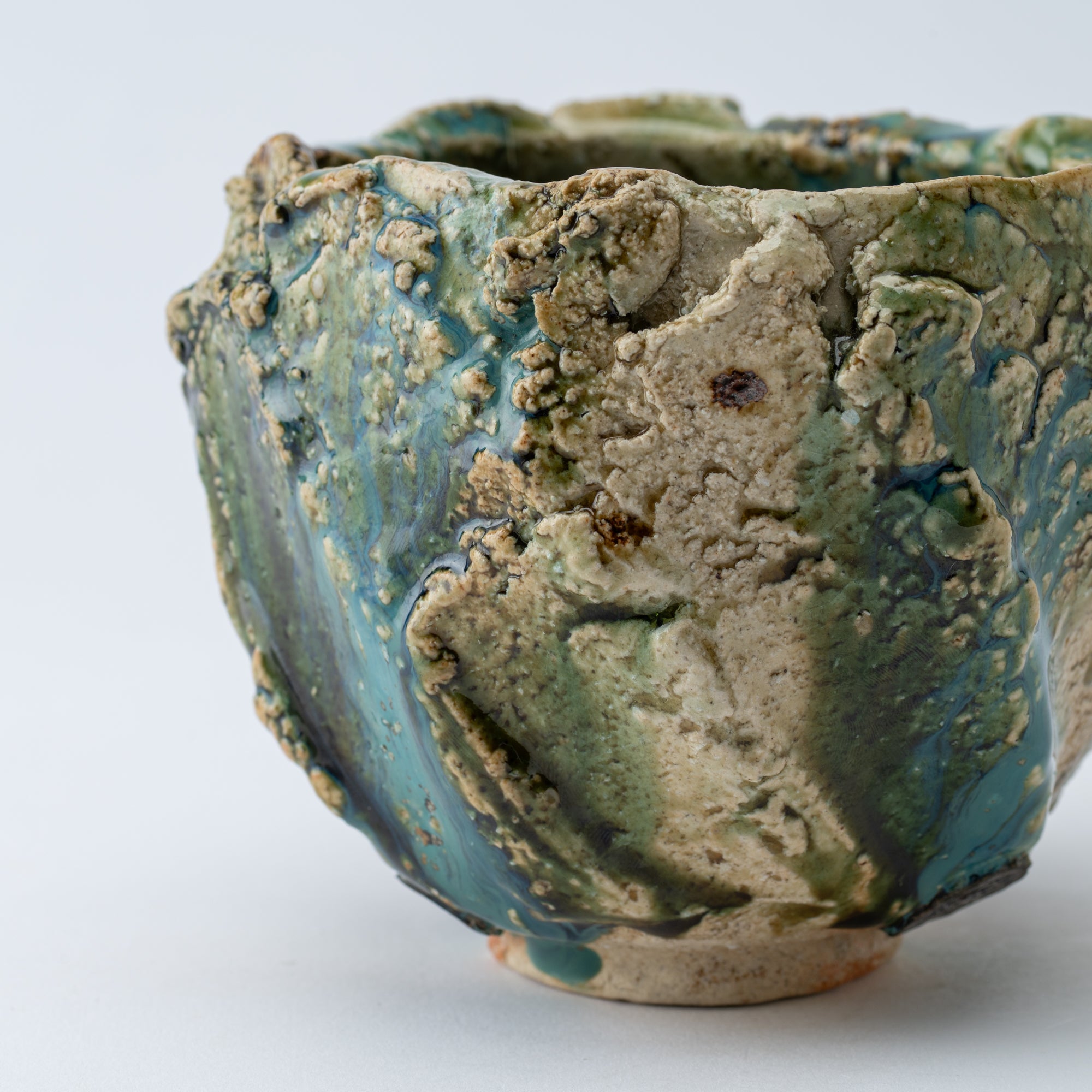 Oribe Earthen Wave Matcha Bowl