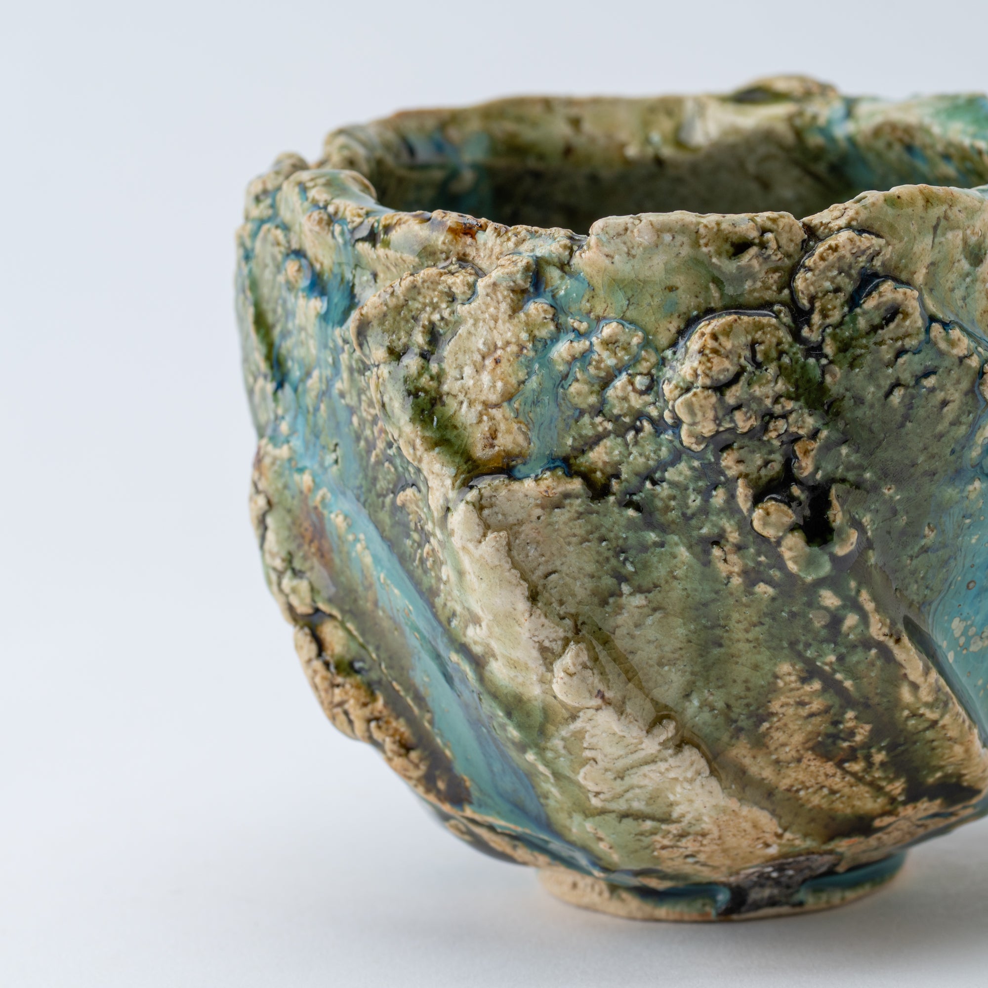 Oribe Earthen Wave Matcha Bowl