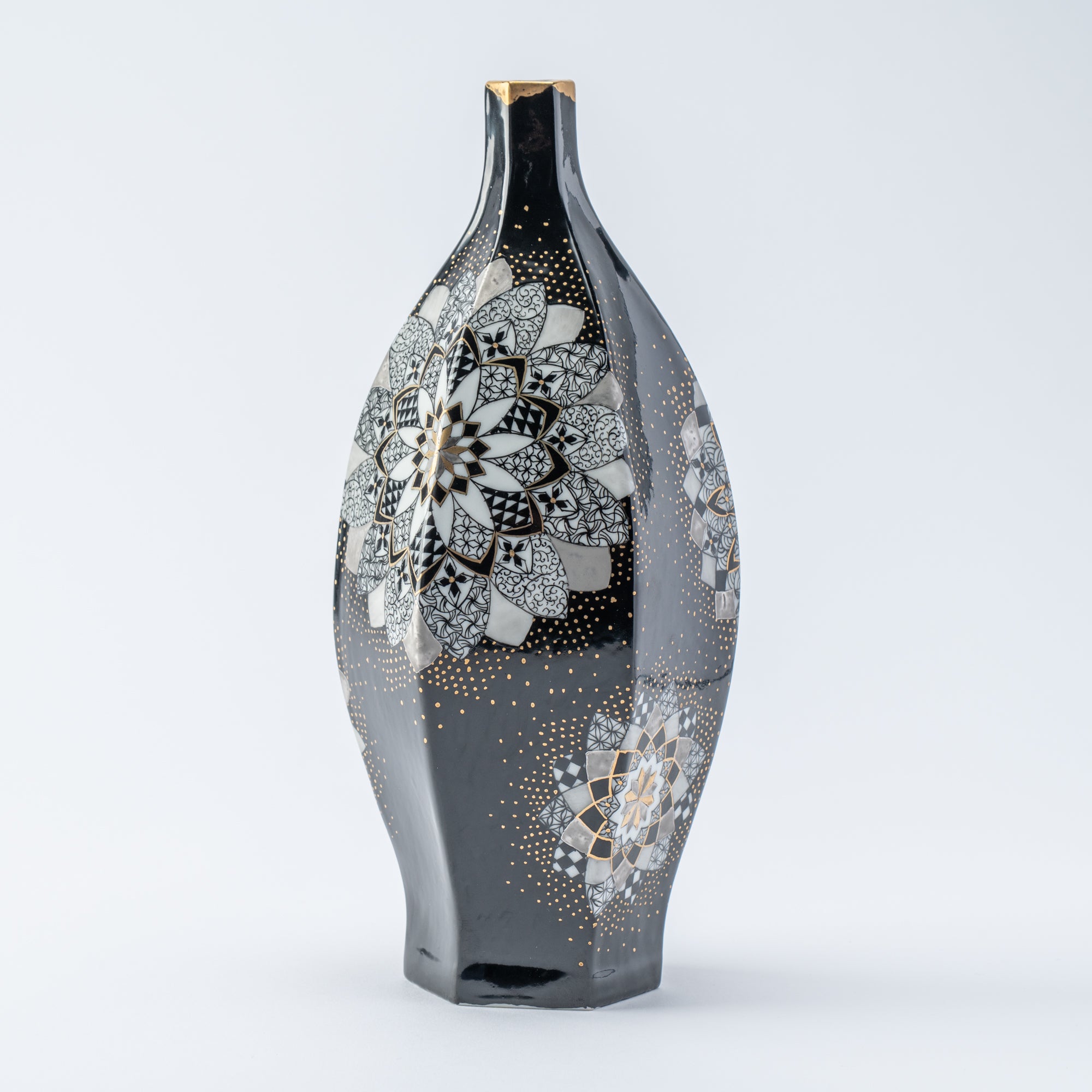 Black Kaleidoscope Bloom Japanese Single Flower Vase