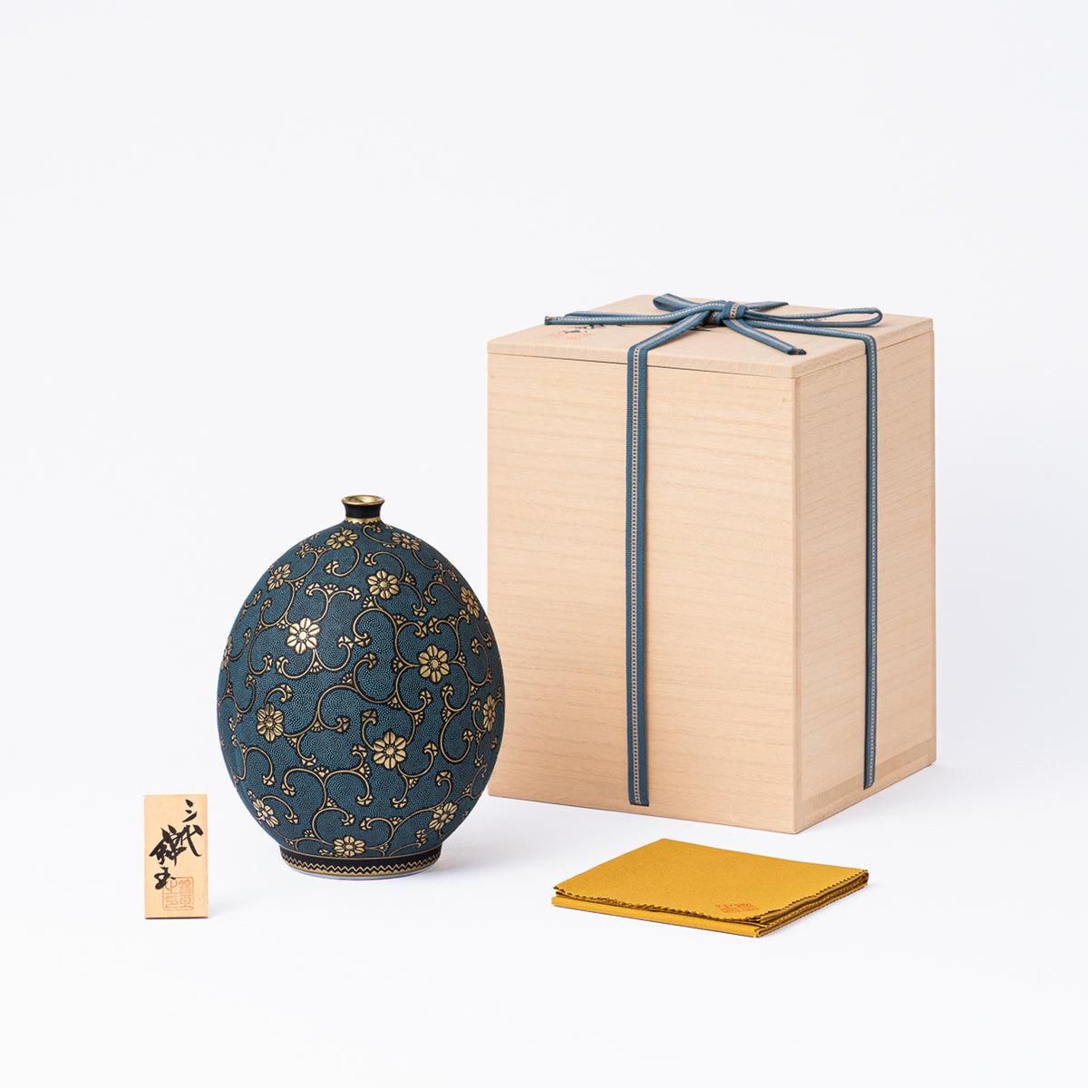Morikin Floral Arabesque Aochibu Ovale Vase