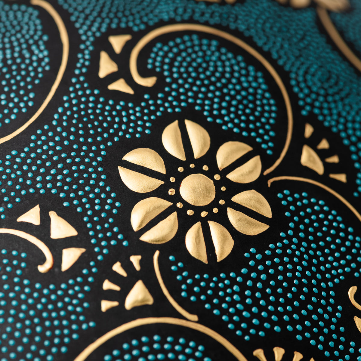 Morikin Floral Arabesque Aochibu Ovale Vase