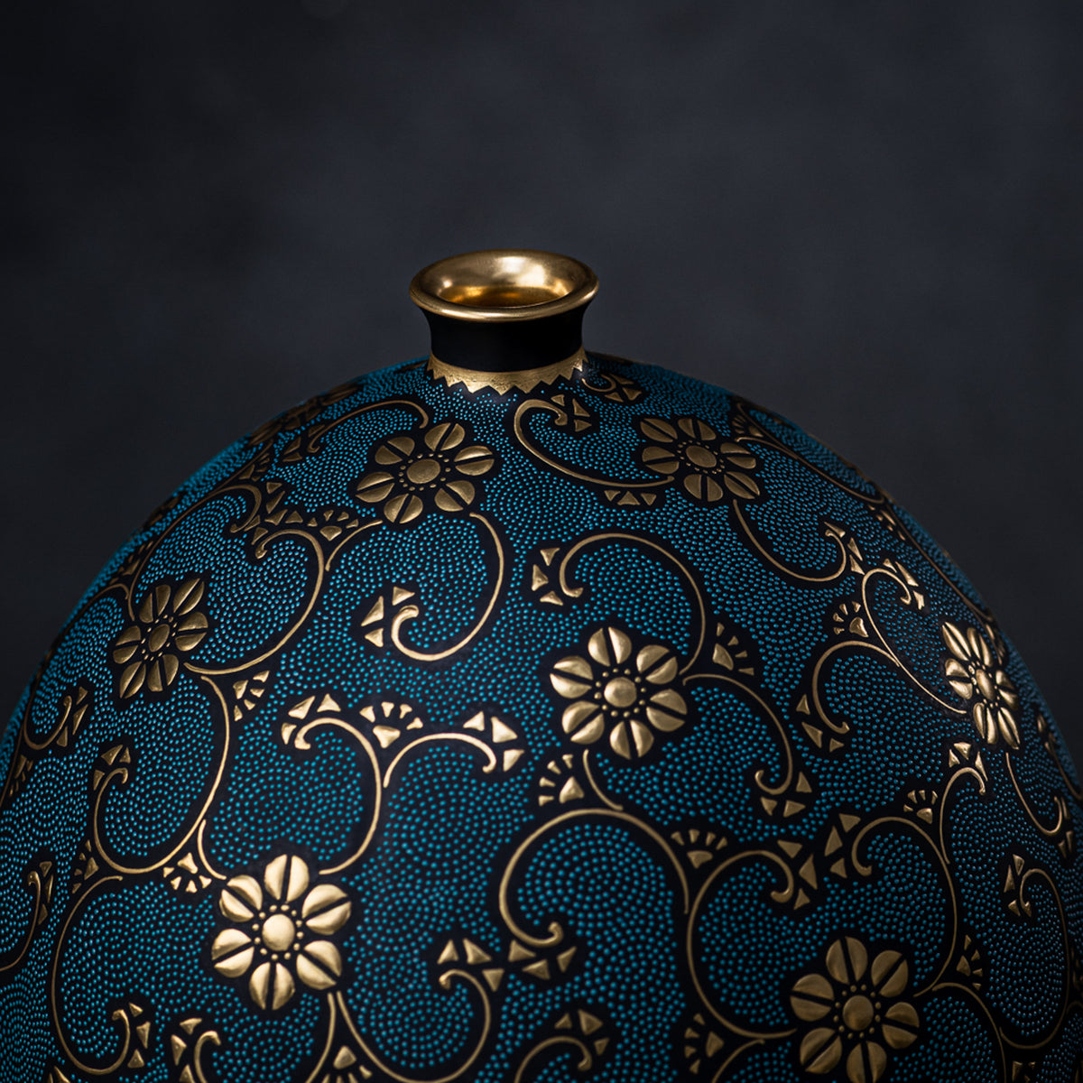 Morikin Floral Arabesque Aochibu Ovale Vase