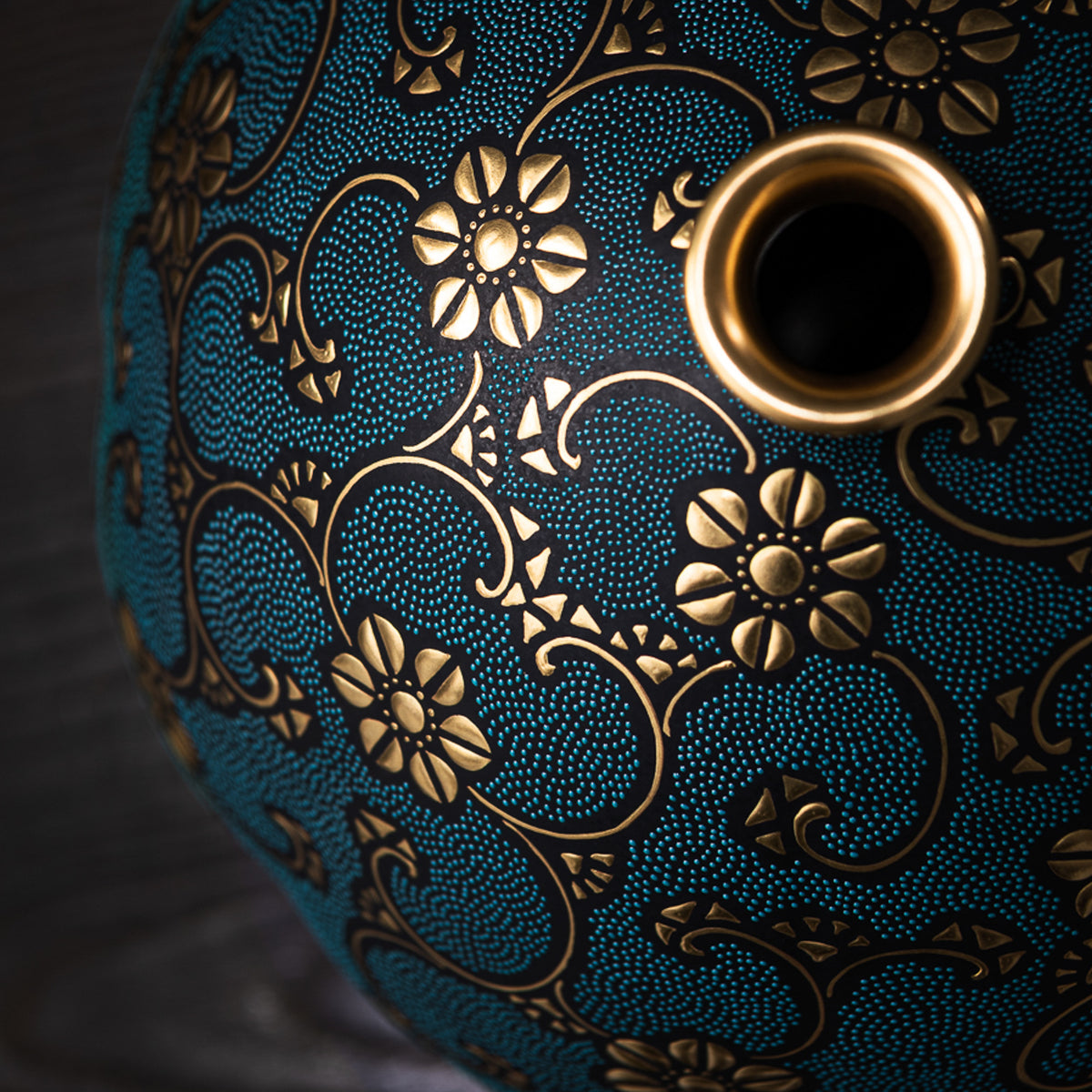 Morikin Floral Arabesque Aochibu Ovale Vase