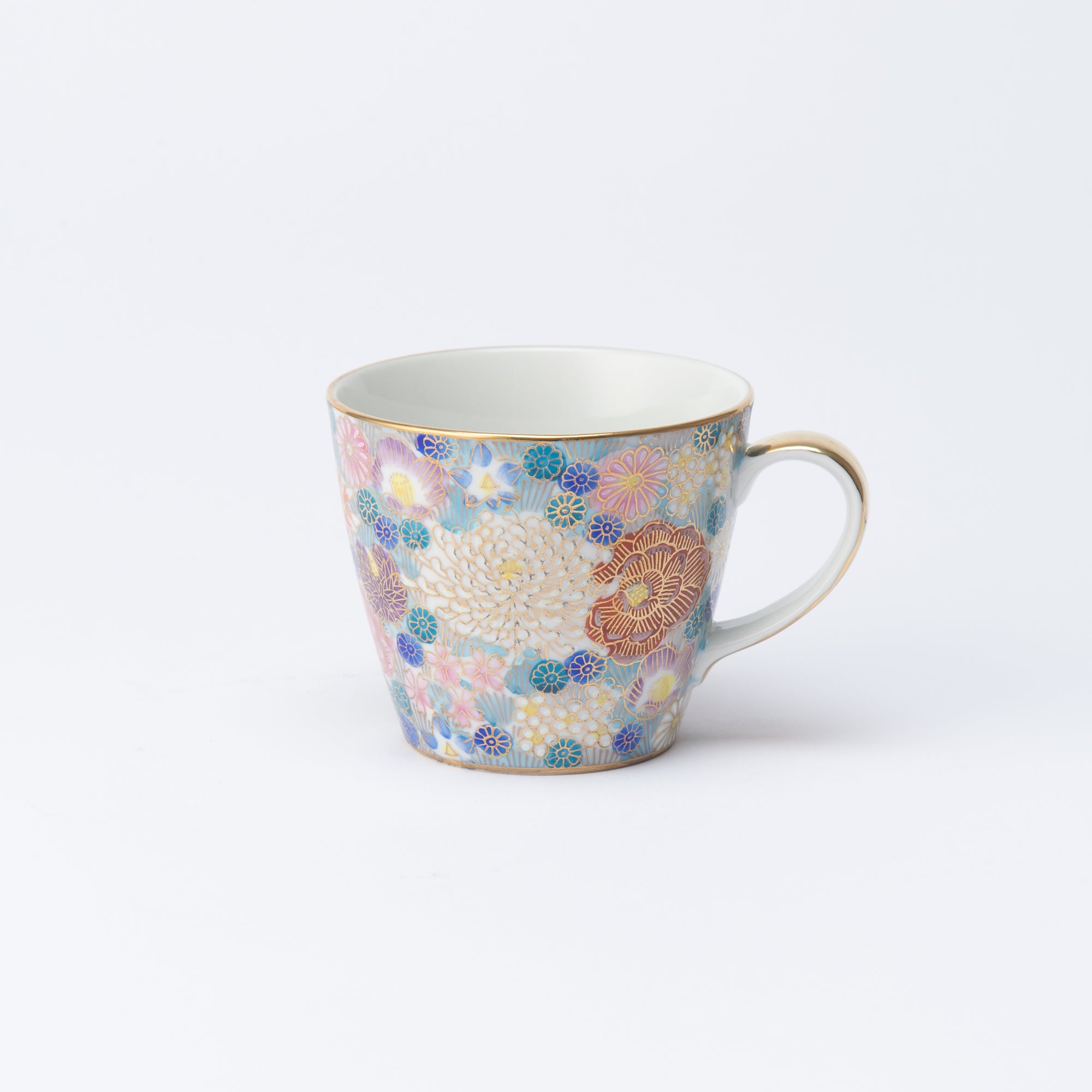 Taza floral con borde dorado de Hanazume
