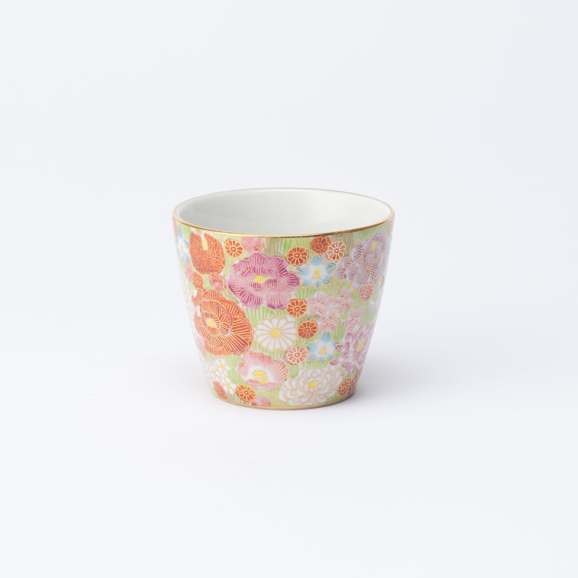 Taza floral con borde dorado de Hanazume