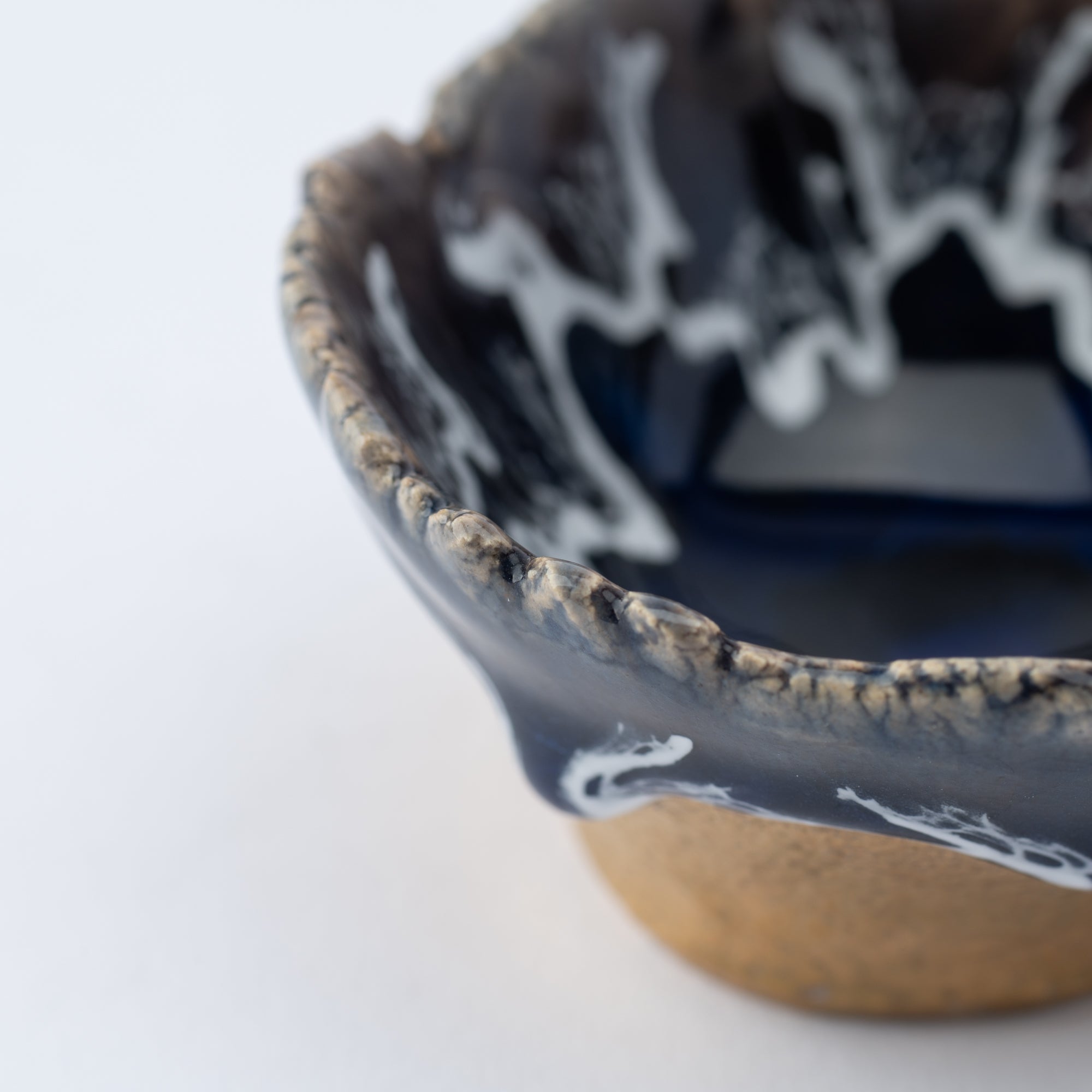 Sazameku Indigo Blue Guinomi Sake Cup