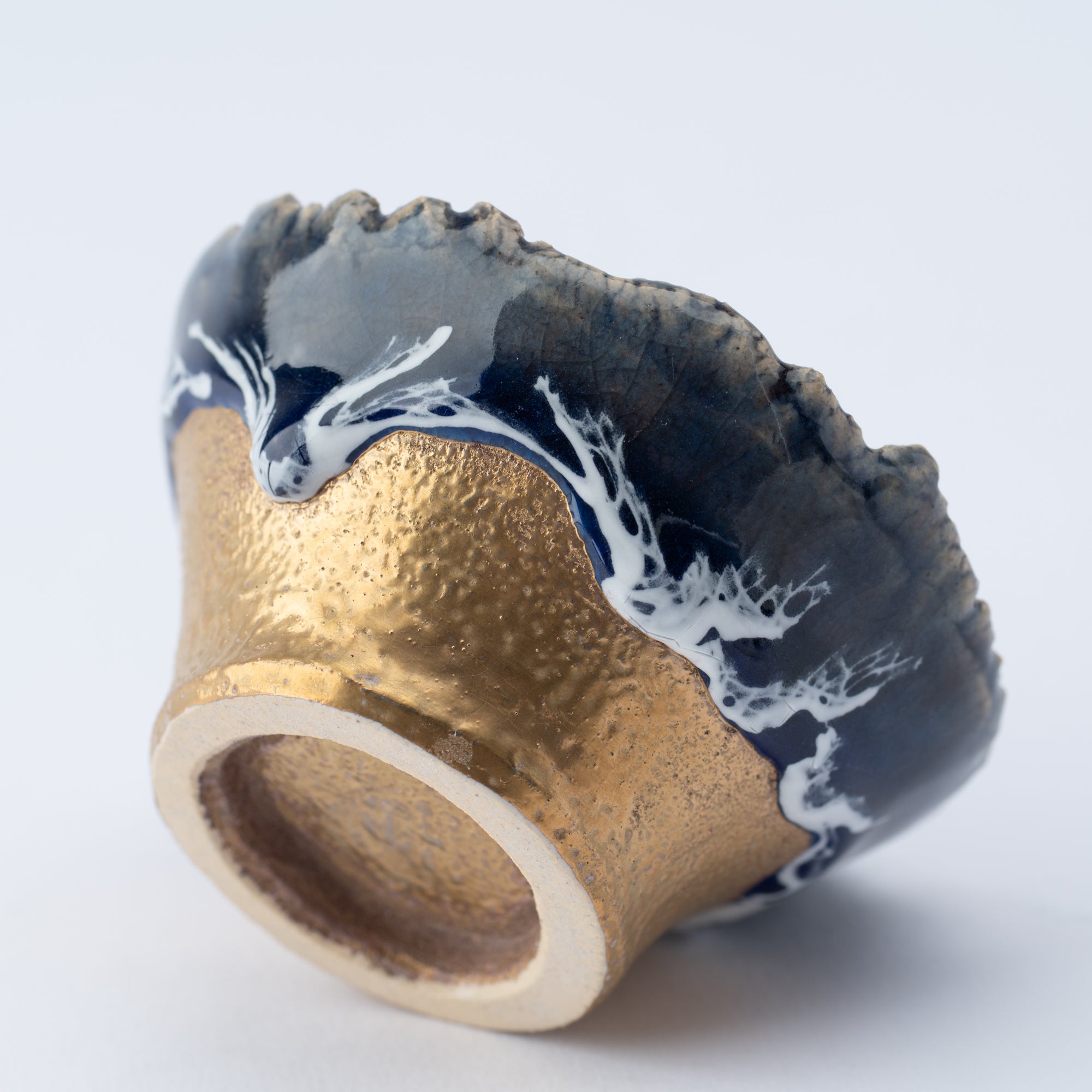 Sazameku Indigo Blue Guinomi Sake Cup