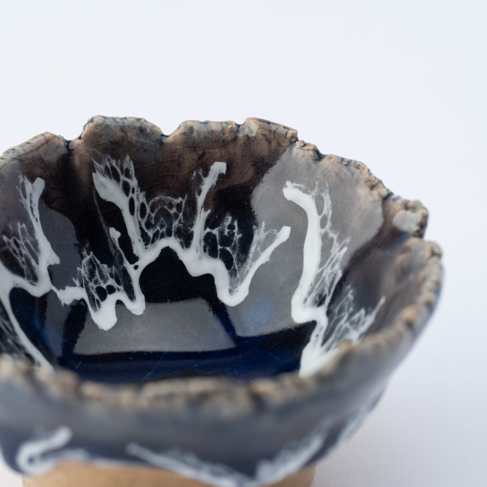 Sazameku Indigo Blue Guinomi Sake Cup