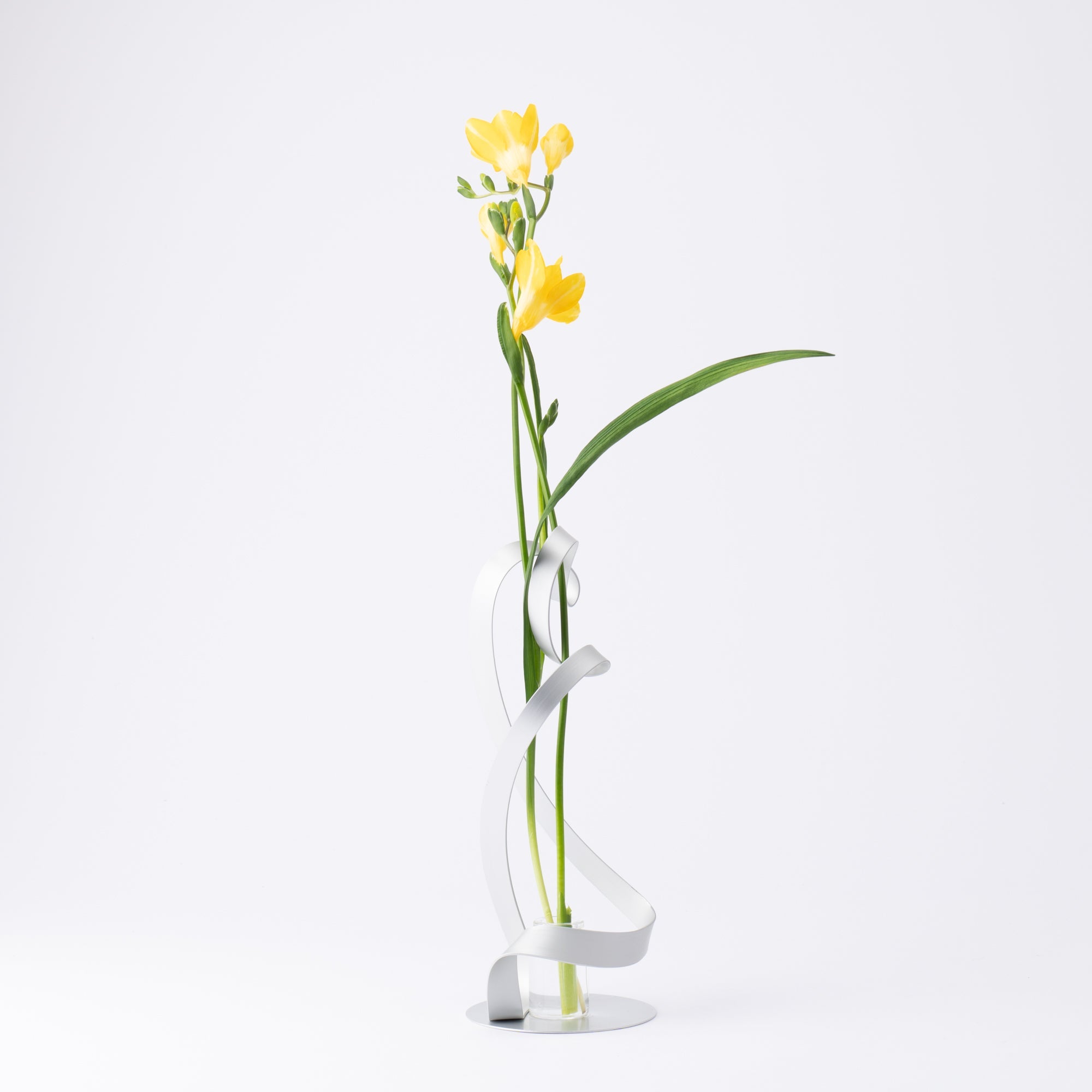 ALART Aluminum TWIST Single Flower Vase L - MUSUBI KILN - Quality Japanese Tableware and Gift