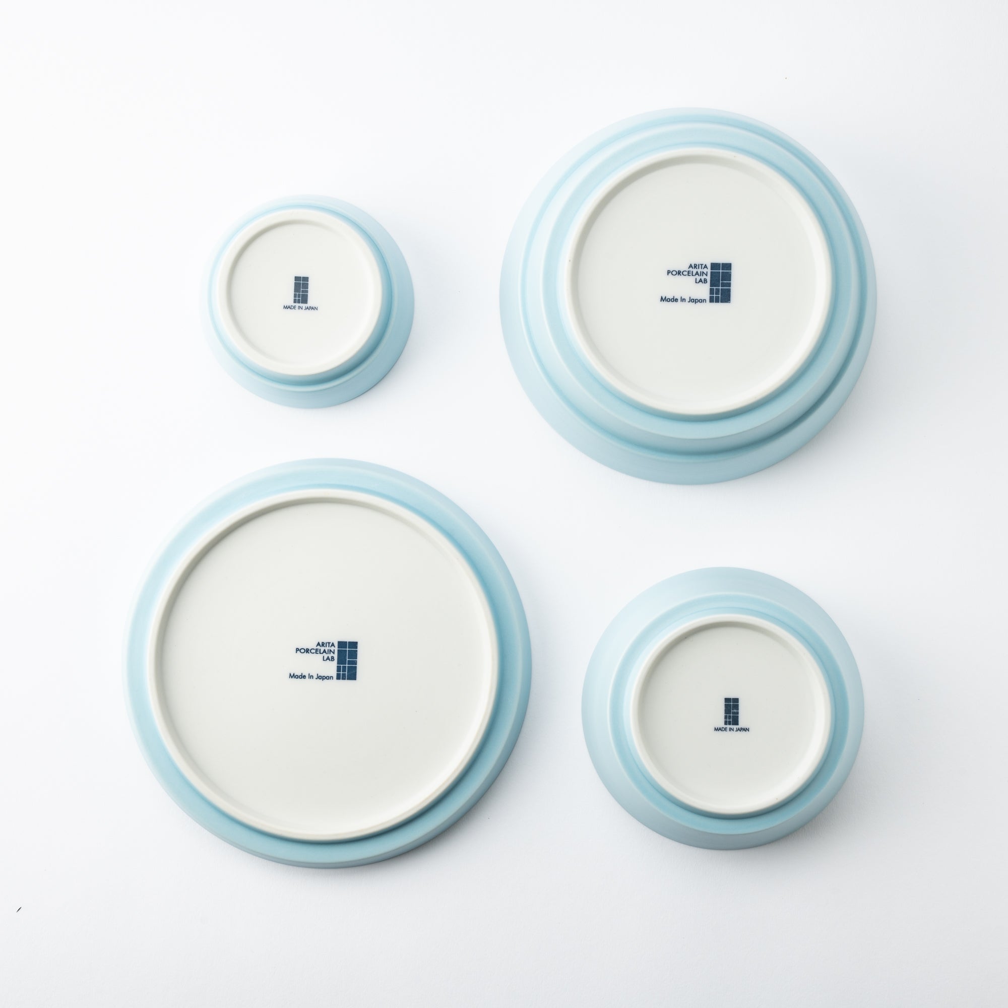 Arita Porcelain Lab Hydrangea Blue Conic Modern Jubako Bento Box - MUSUBI KILN - Quality Japanese Tableware and Gift