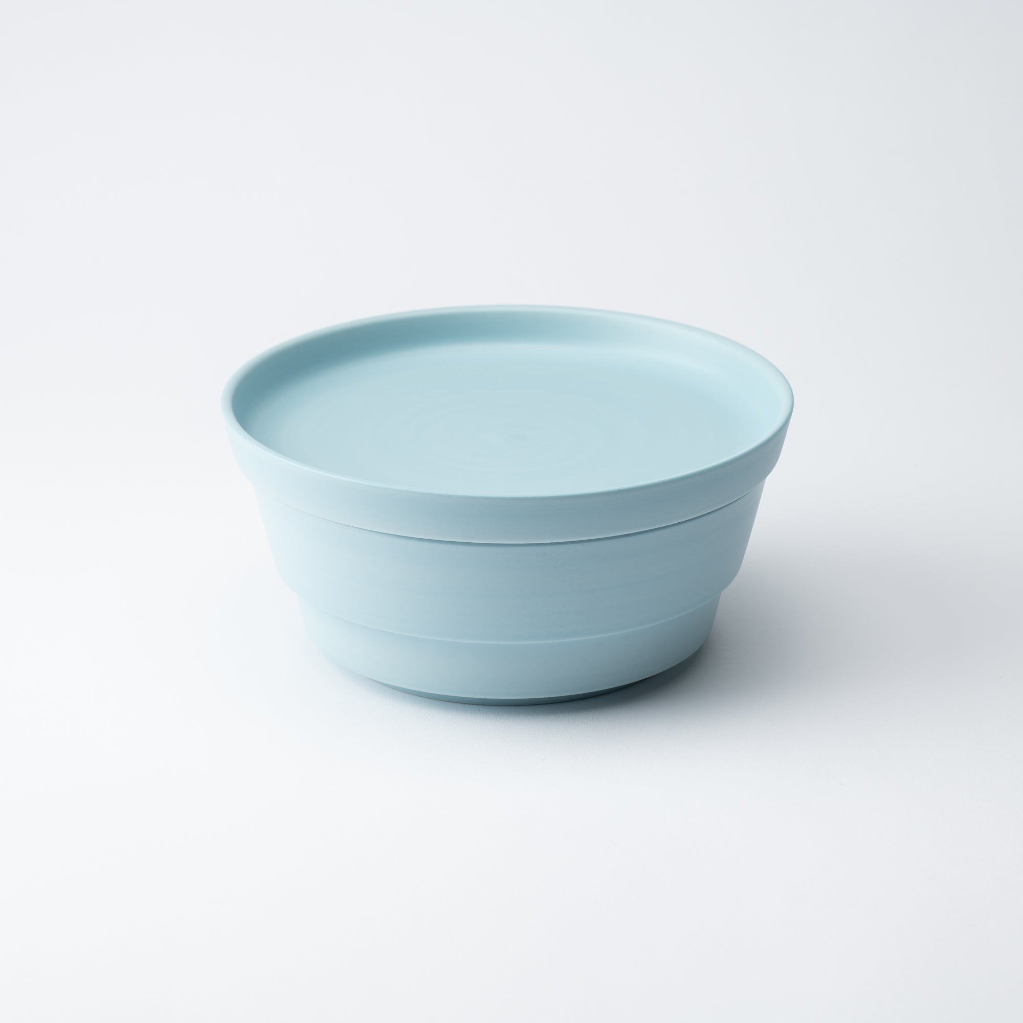 Arita Porcelain Lab Hydrangea Blue Conic Modern Jubako Bento Box - MUSUBI KILN - Quality Japanese Tableware and Gift
