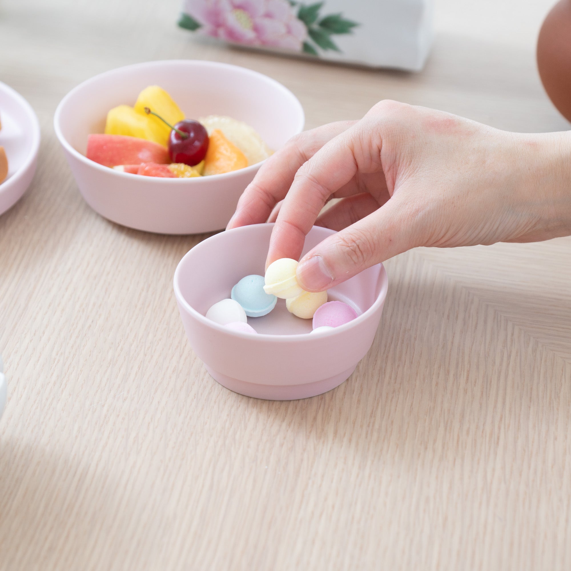 Arita Porcelain Lab Sakura Pink Conic Modern Jubako Bento Box - MUSUBI KILN - Quality Japanese Tableware and Gift