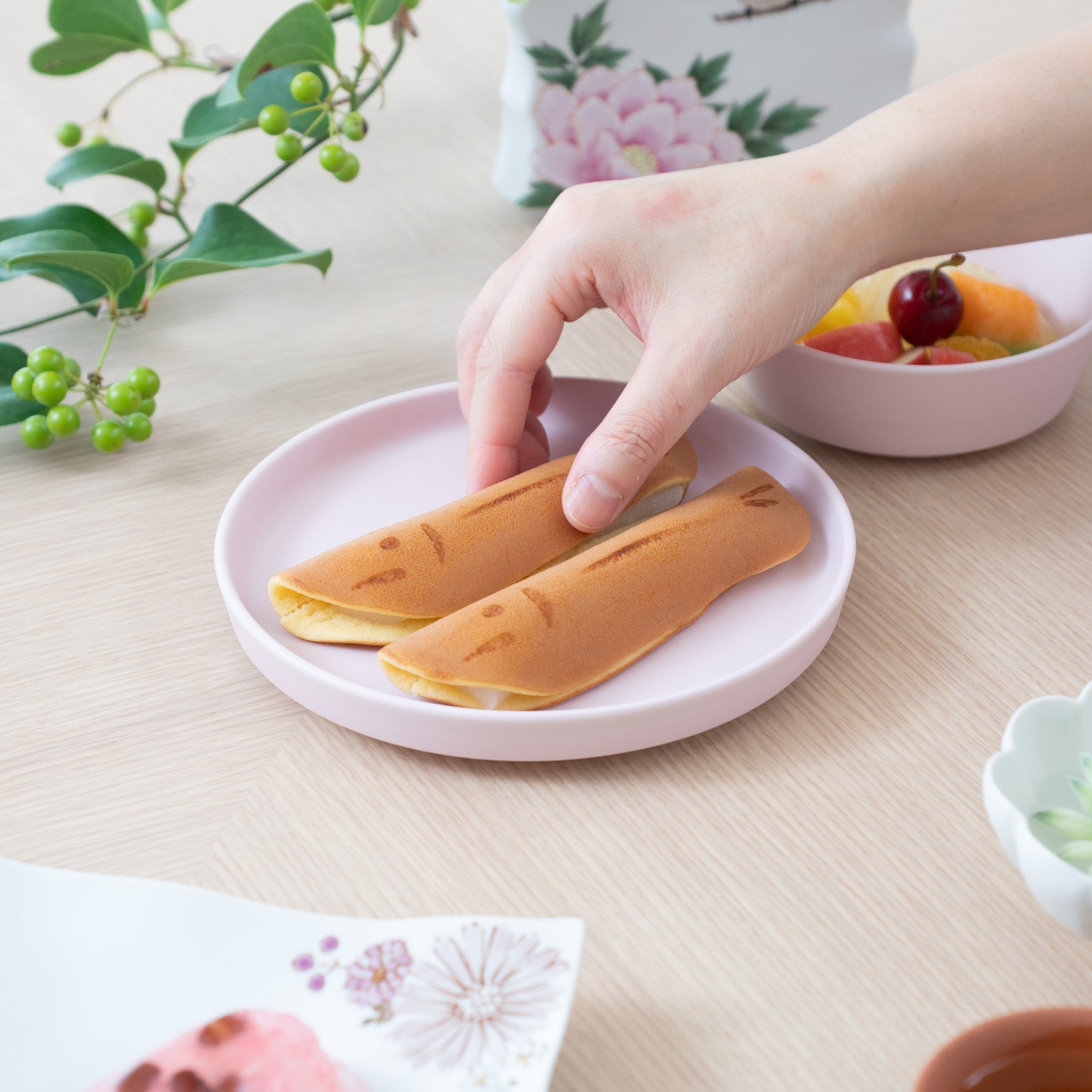 Arita Porcelain Lab Sakura Pink Conic Modern Jubako Bento Box - MUSUBI KILN - Quality Japanese Tableware and Gift