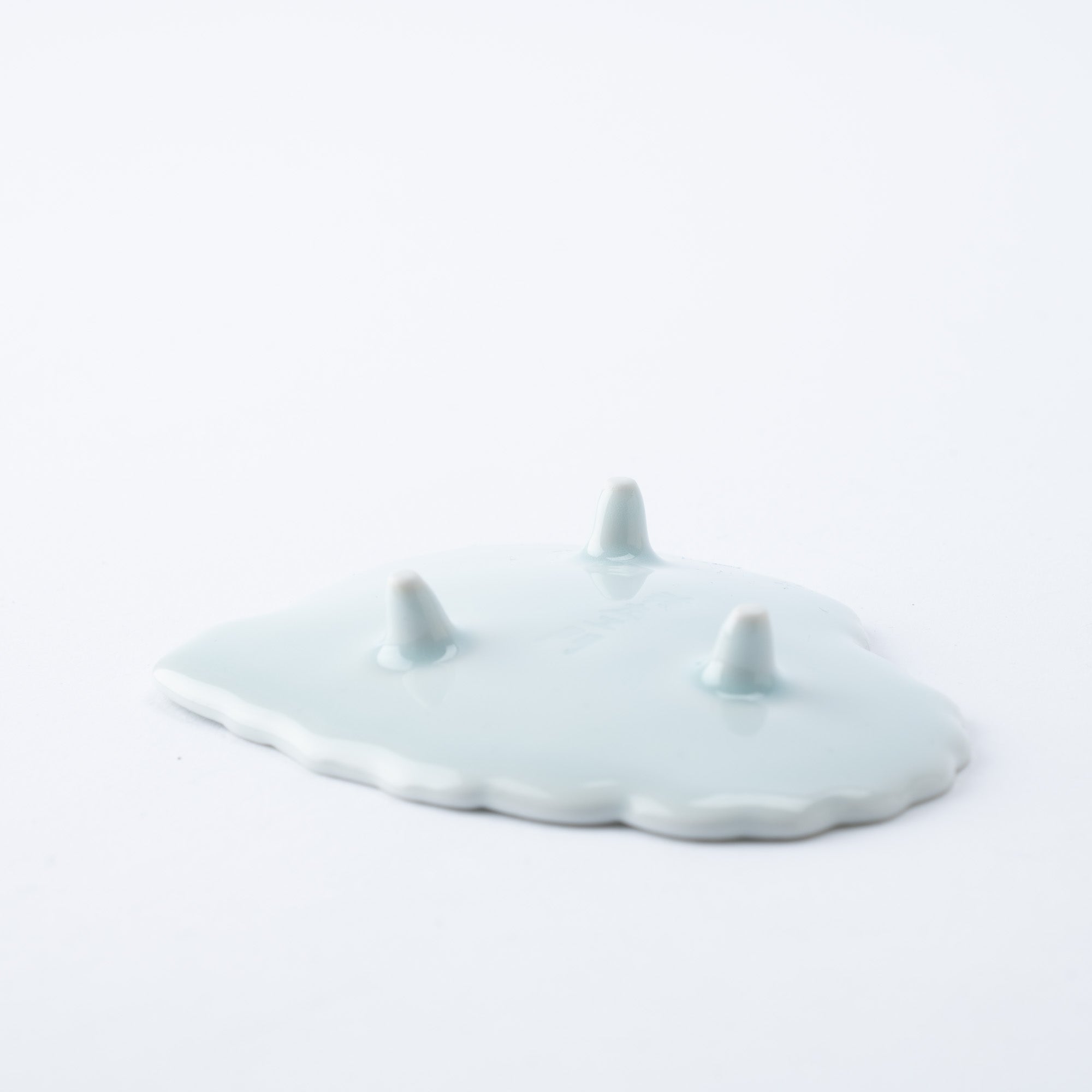 Arita Porcelain Lab Yazaemon Pine Tree Fan Gourd Celadon Small Plate Set - MUSUBI KILN - Quality Japanese Tableware and Gift