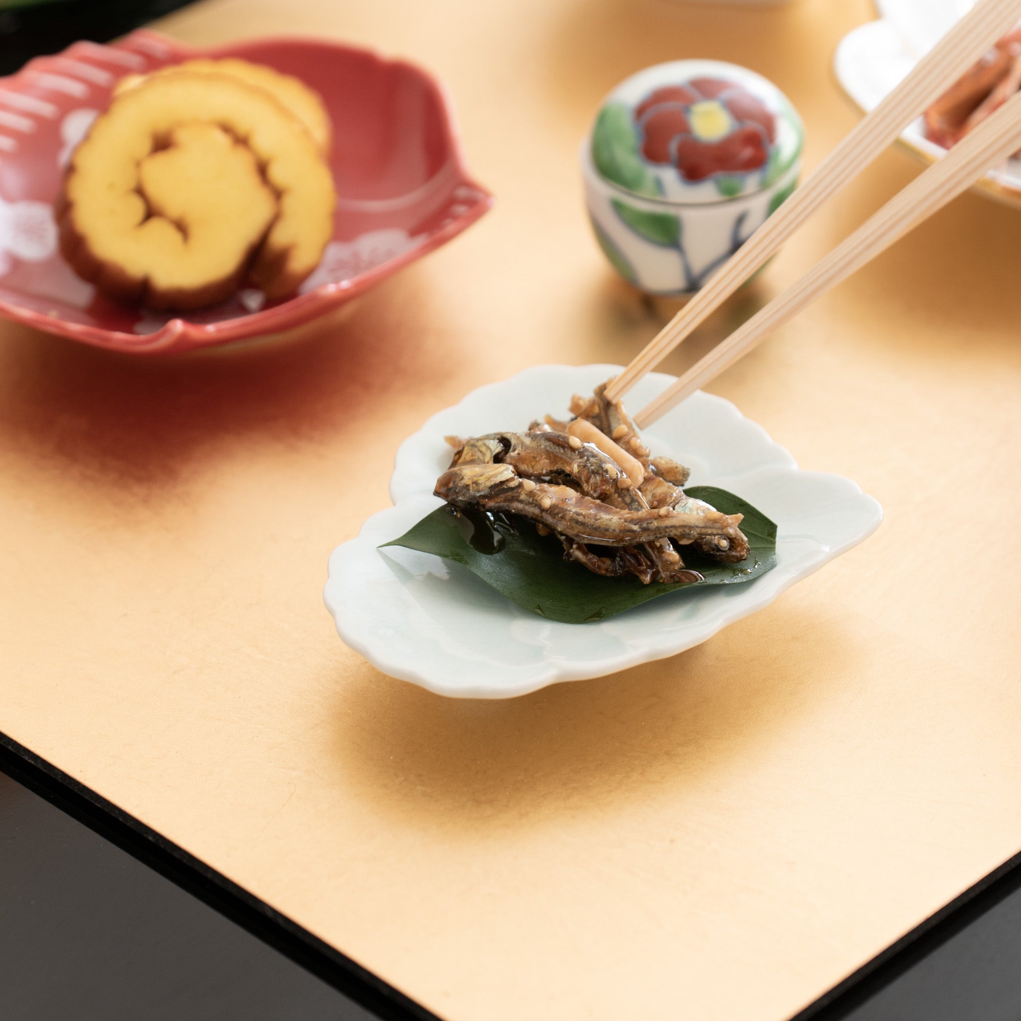 Arita Porcelain Lab Yazaemon Pine Tree Fan Gourd Celadon Small Plate Set - MUSUBI KILN - Quality Japanese Tableware and Gift